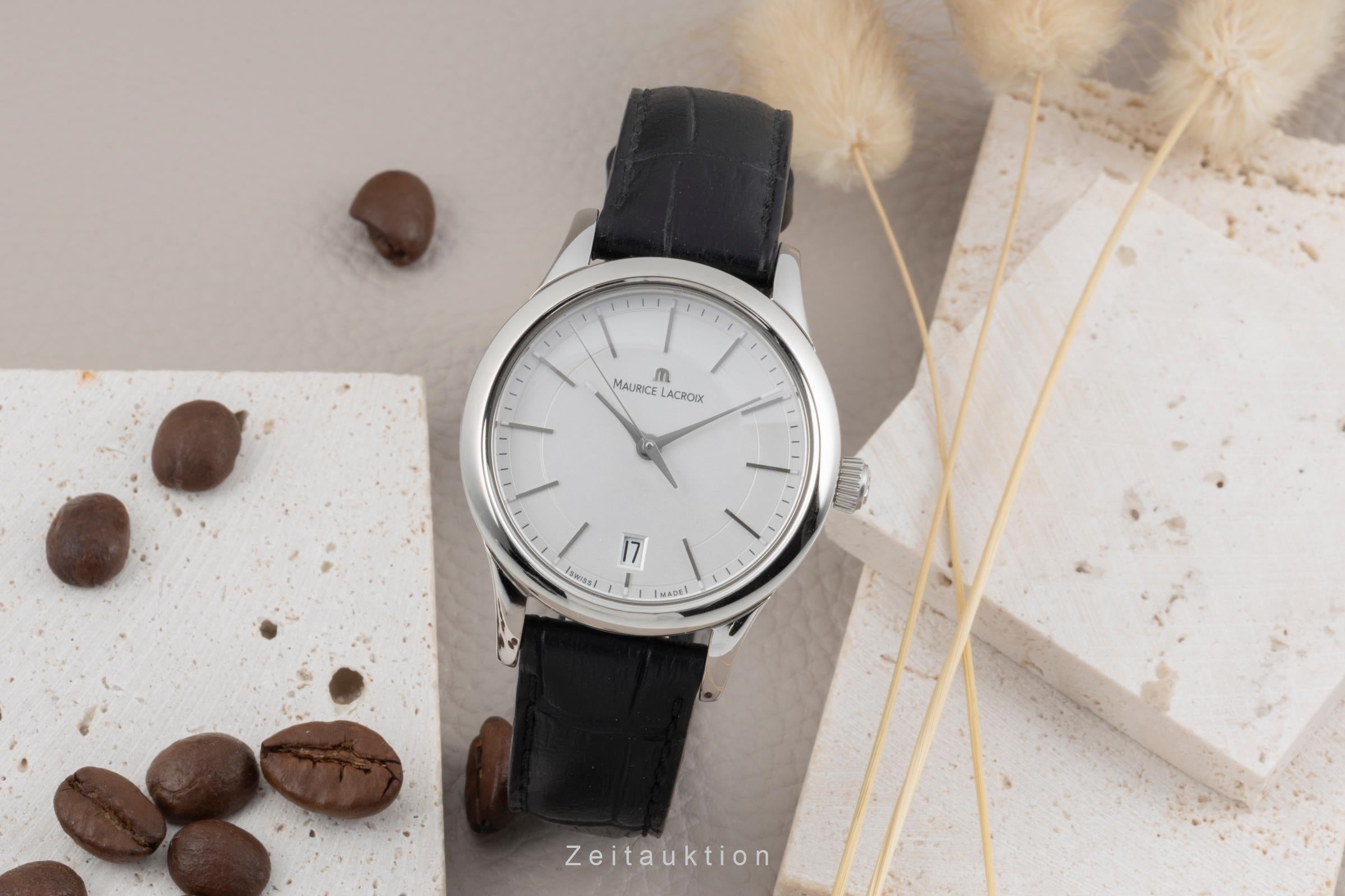 Maurice Lacroix Les Classiques acier quartz montre pour femmes LC1026-SS001-130  [2505819]