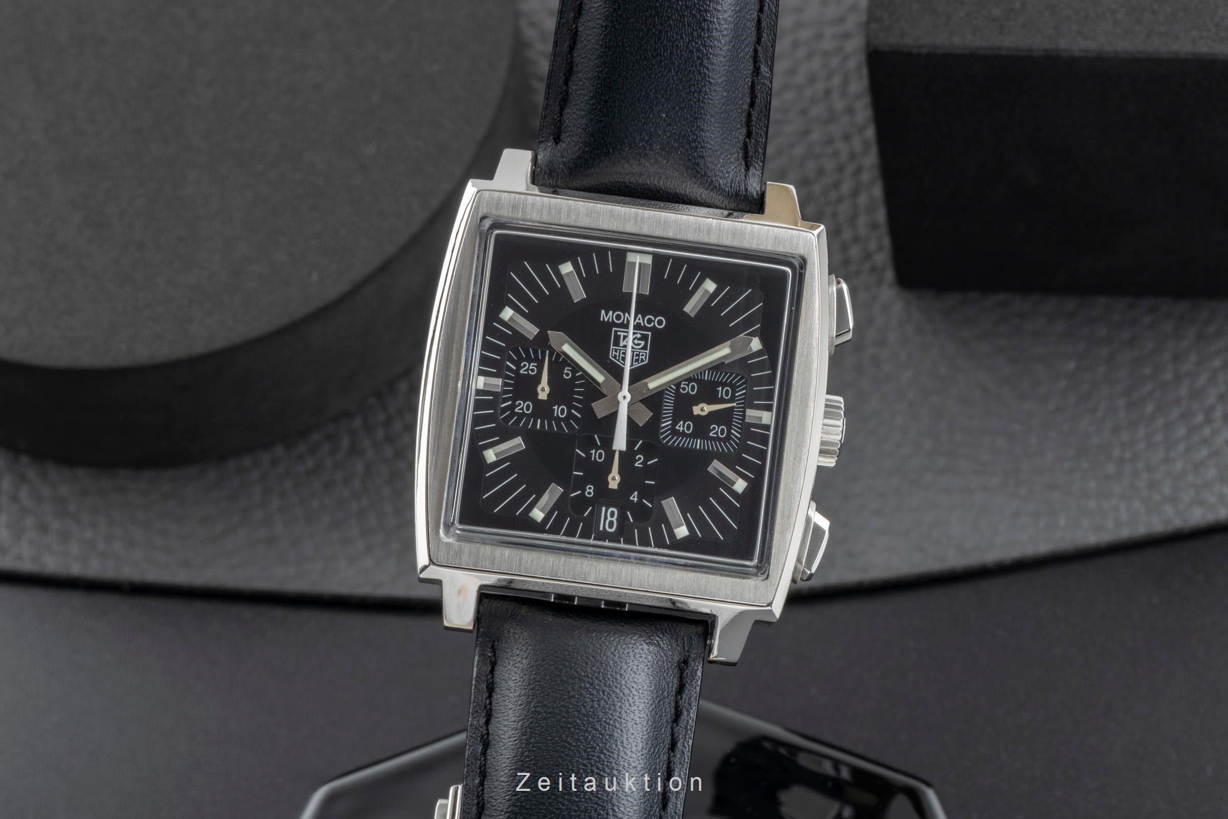 Tag Heuer Monaco Chronograph Stahl Automatik Herrenuhr CW2111-0 VP: 6850,- € [2505838]