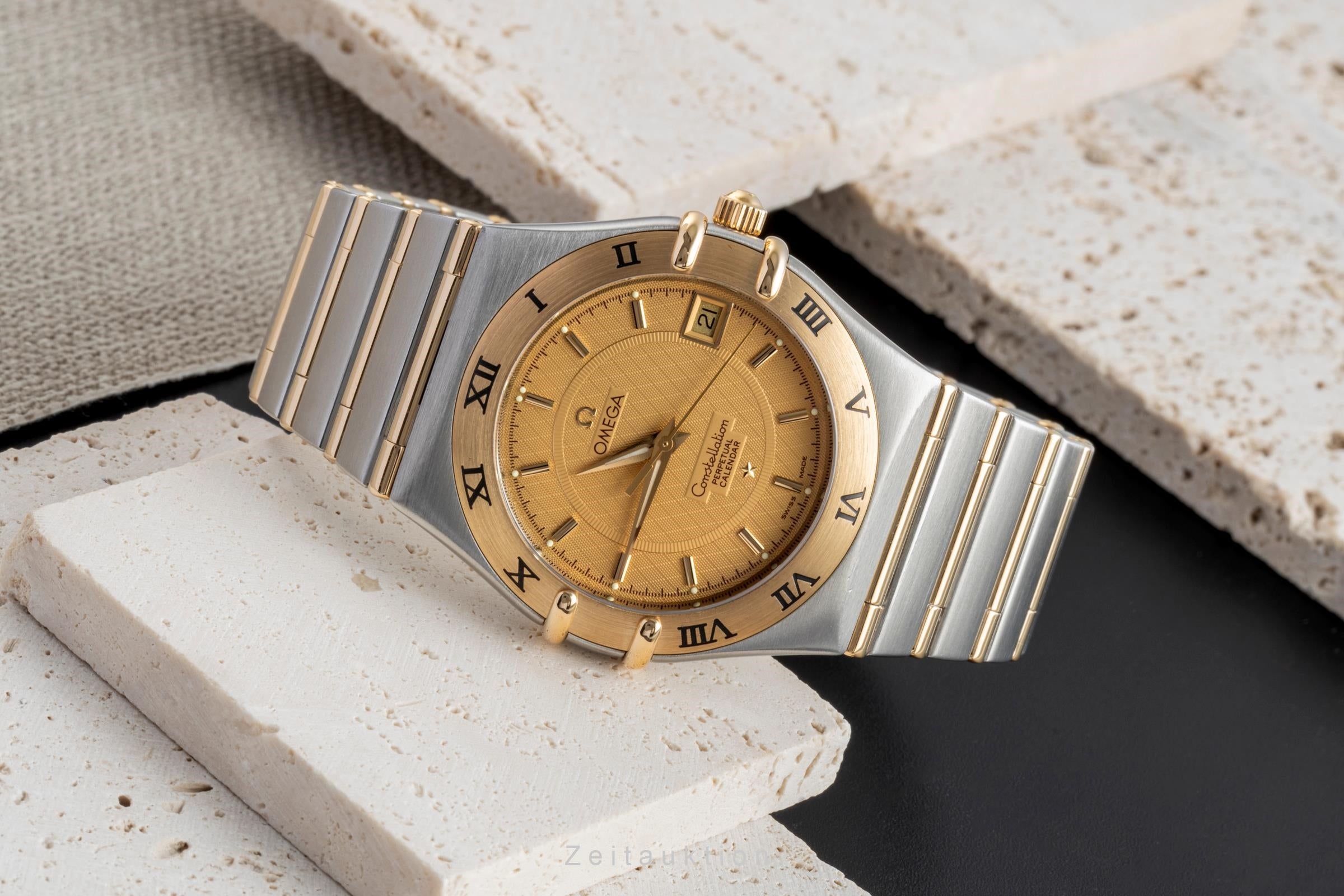 Omega Constellation acier / or  quartz montre pour hommes 1252.10.00  396.1202  [2505845]