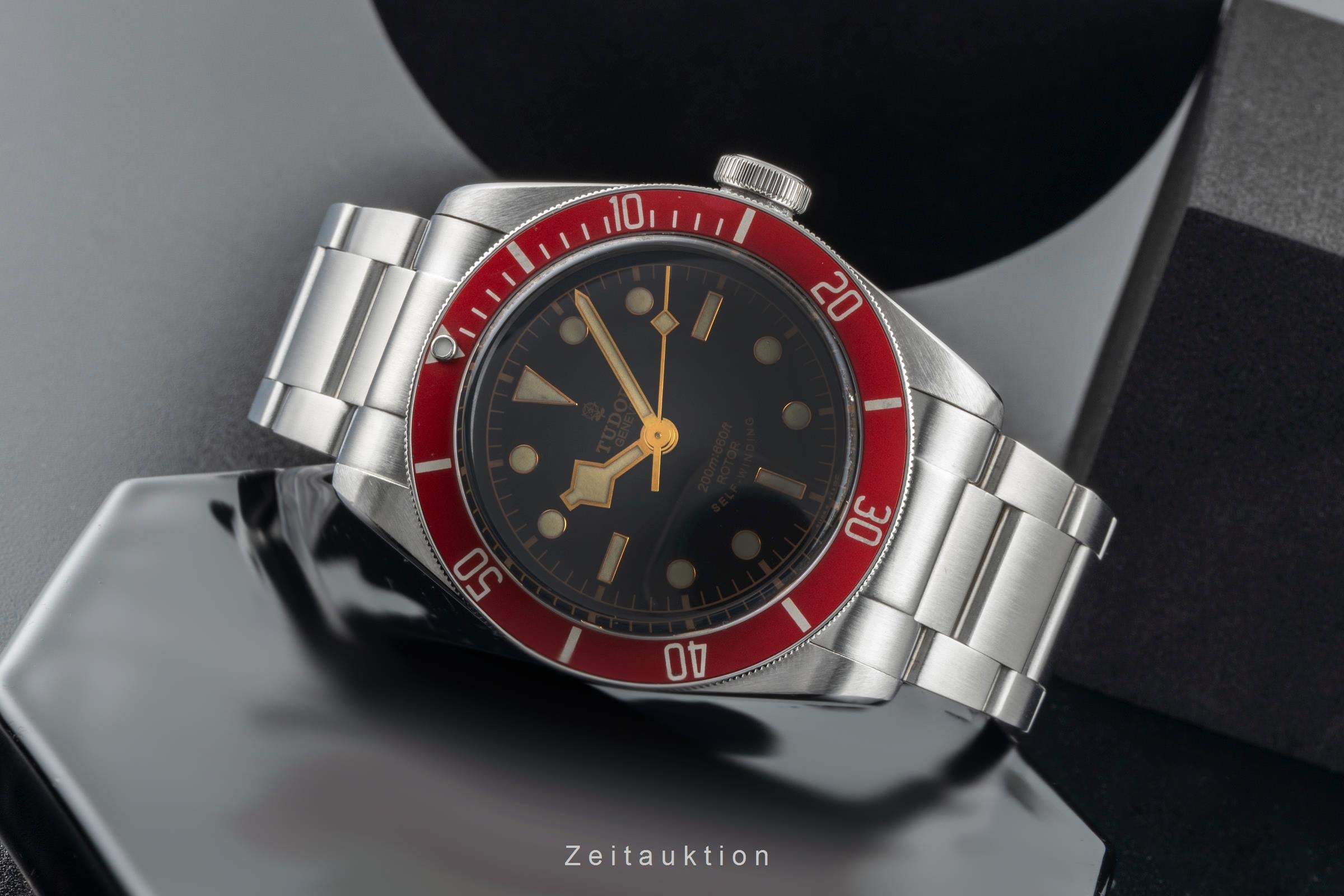 Tudor Black Bay steel automatic 79220R 2505899 - Main Image