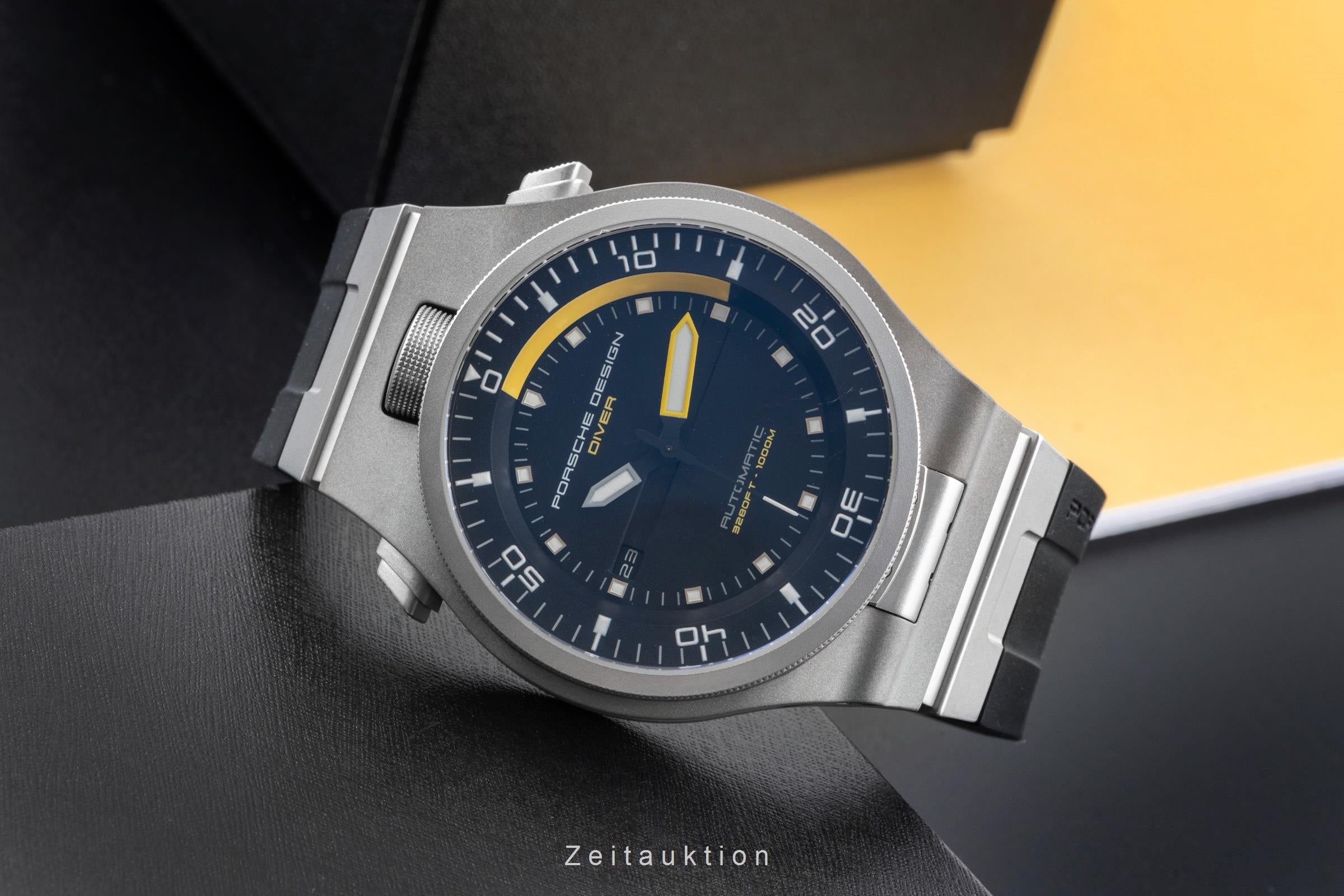 Porsche Design Datetimer steel / titanium automatic men's watch P6780  [2505910]