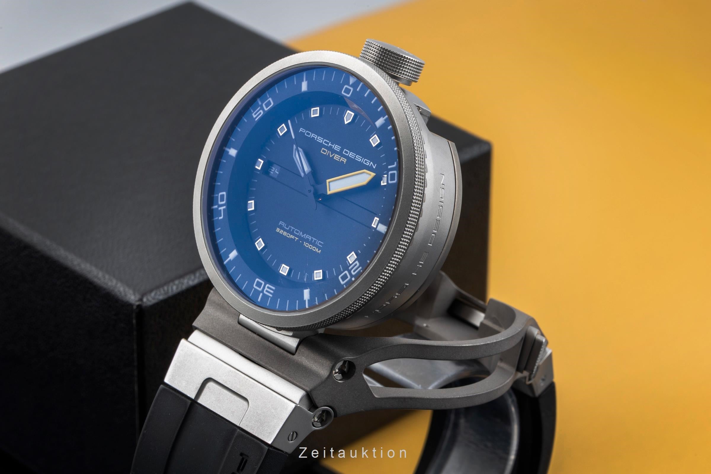 Porsche Design Datetimer steel / titanium automatic men's watch P6780  [2505910]