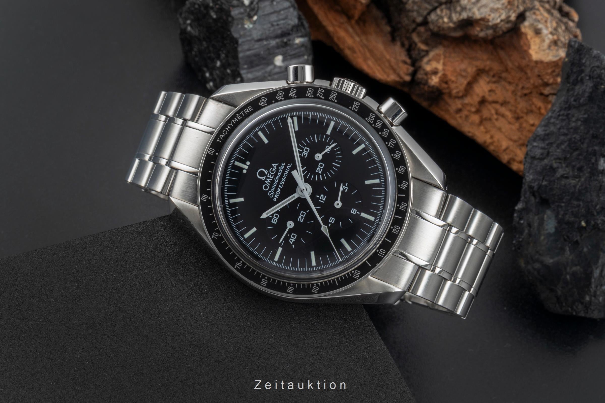 Omega Speedmaster Moonwatch chronograph steel manual winding men's watch 3570.50.00  [2505926]