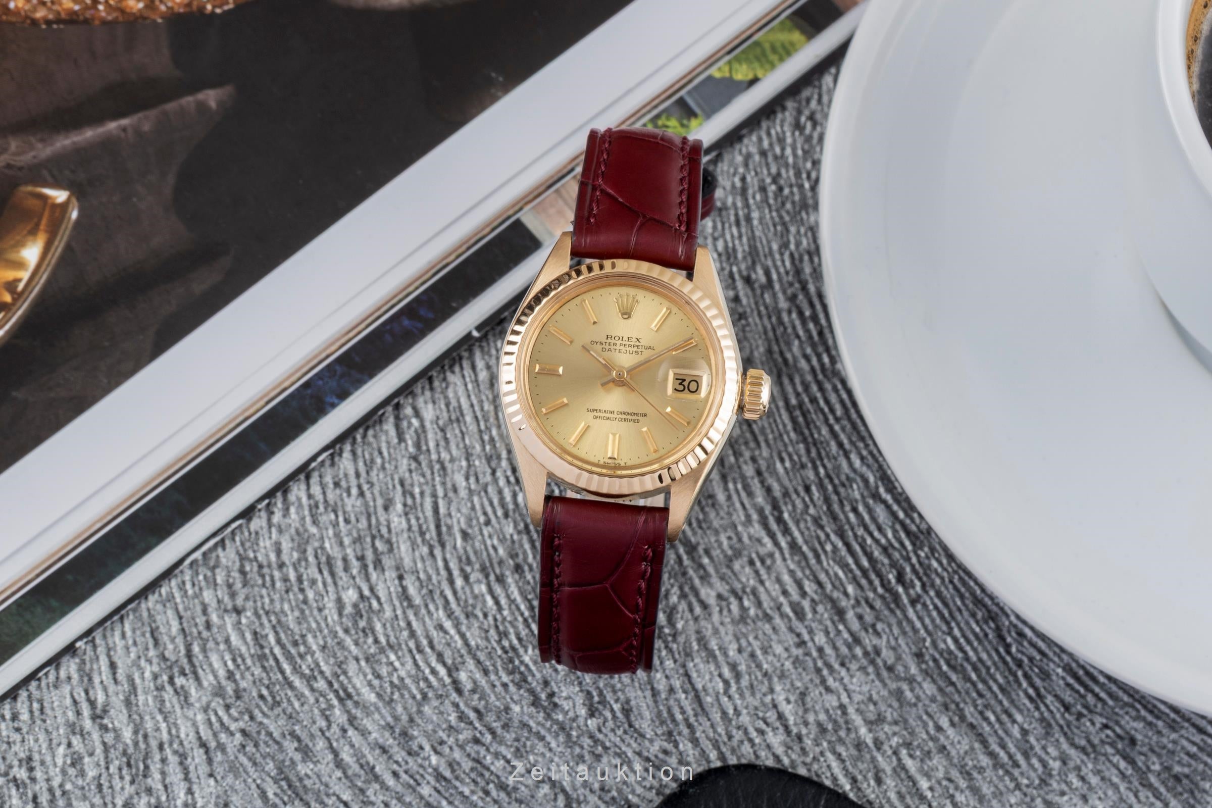 Rolex Lady Datejust 18 ct gold automatic women's watch 6904 Vintage  [2505933]