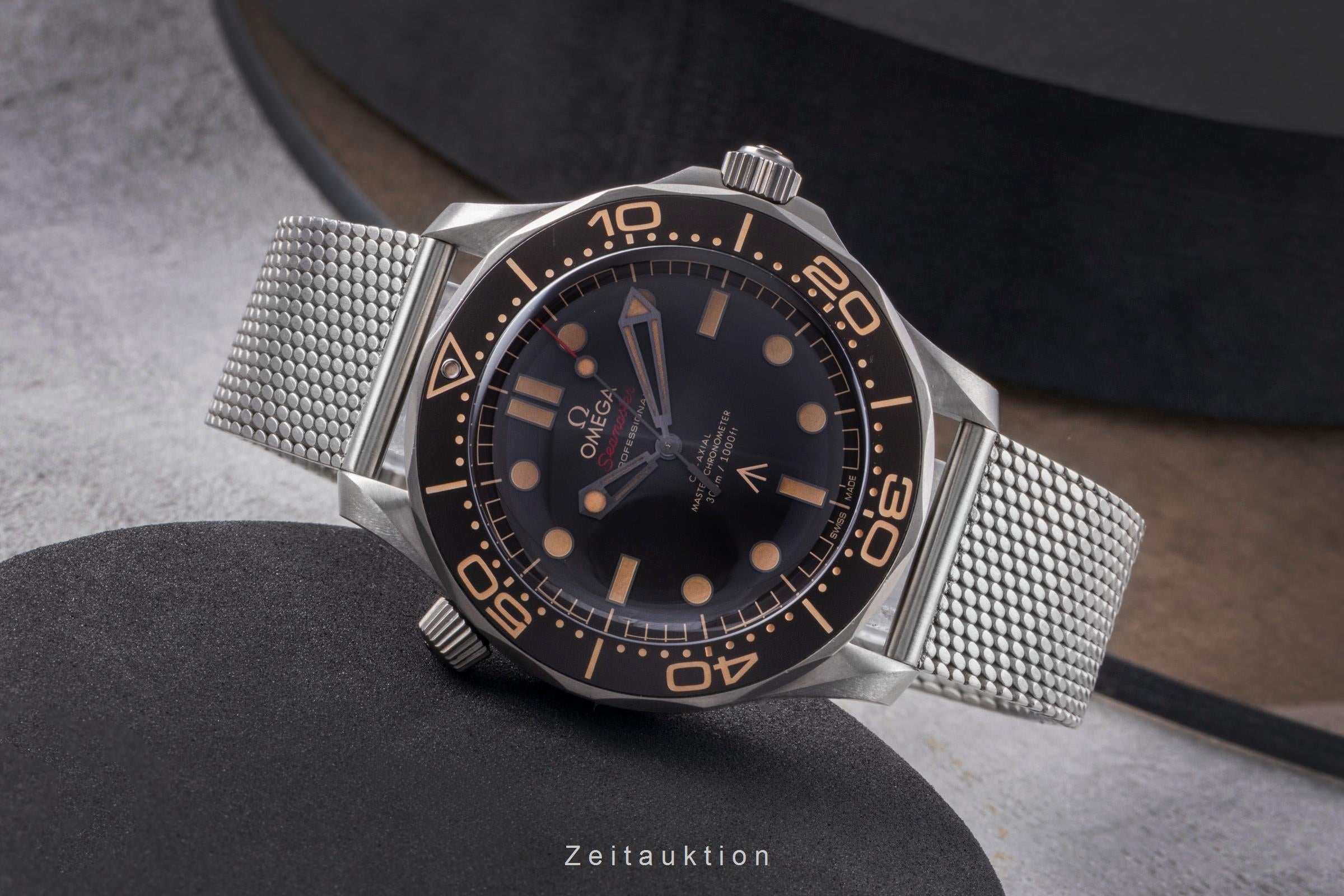 Omega Seamaster titanio automático reloj para caballeros 210.90.42.20.01.001 LP: 10900EUR  [2505998]