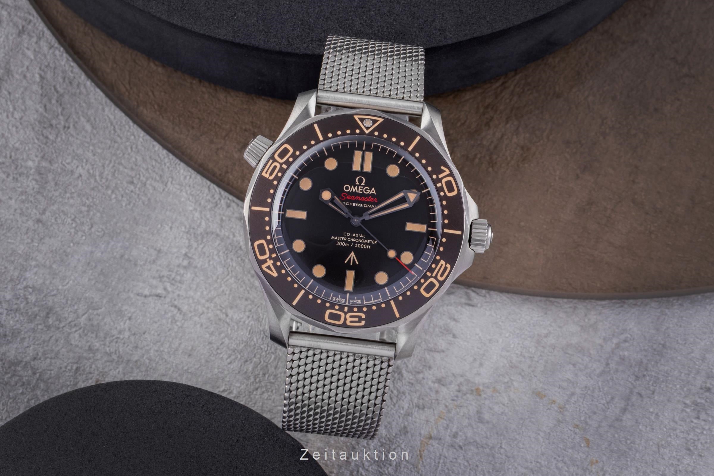 Omega Seamaster titanium automatic Kal. 8806 Ref. 210.90.42.20