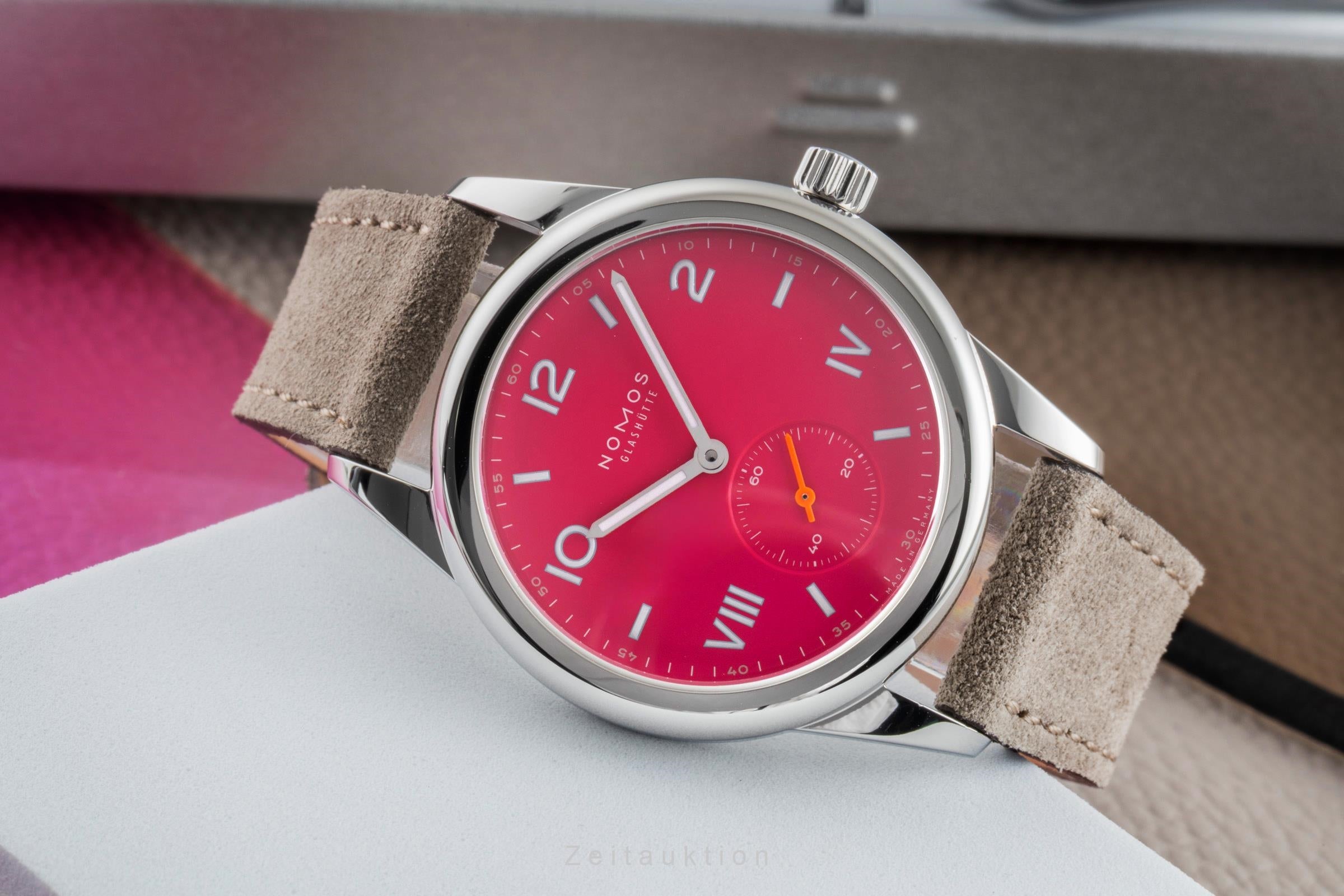 Nomos Club acier à remontage manuel montre pour femmes 711  [2506083]