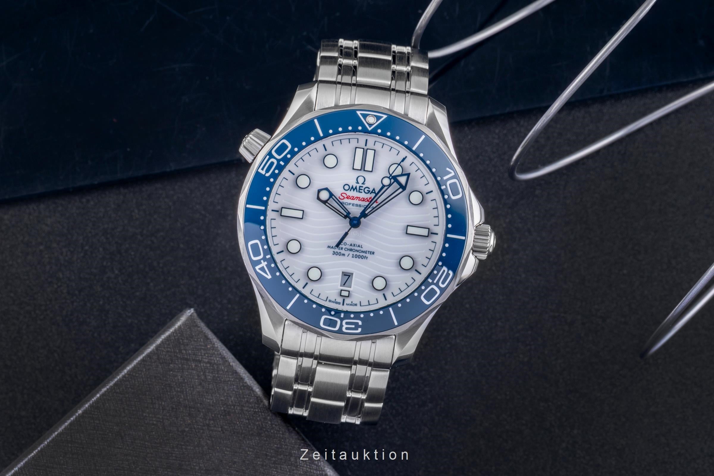 Omega Seamaster acier automatique montre pour hommes 522.30.42.20.04.001 LP: 6500EUR  [2506104]