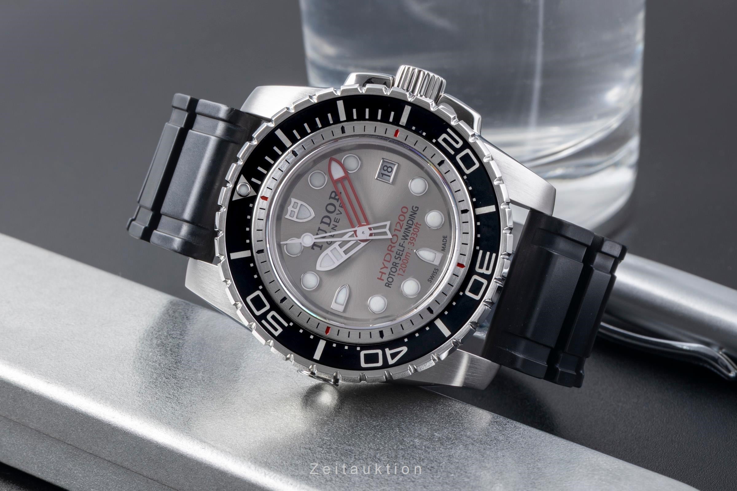 Tudor Hydro 1200 acier automatique montre pour hommes 25000  [2506122]