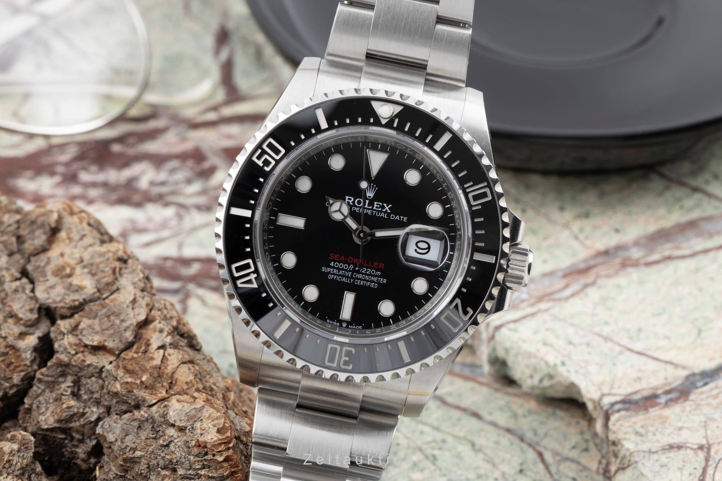 Rolex Sea-Dweller steel automatic men's watch 126600  [2506142]