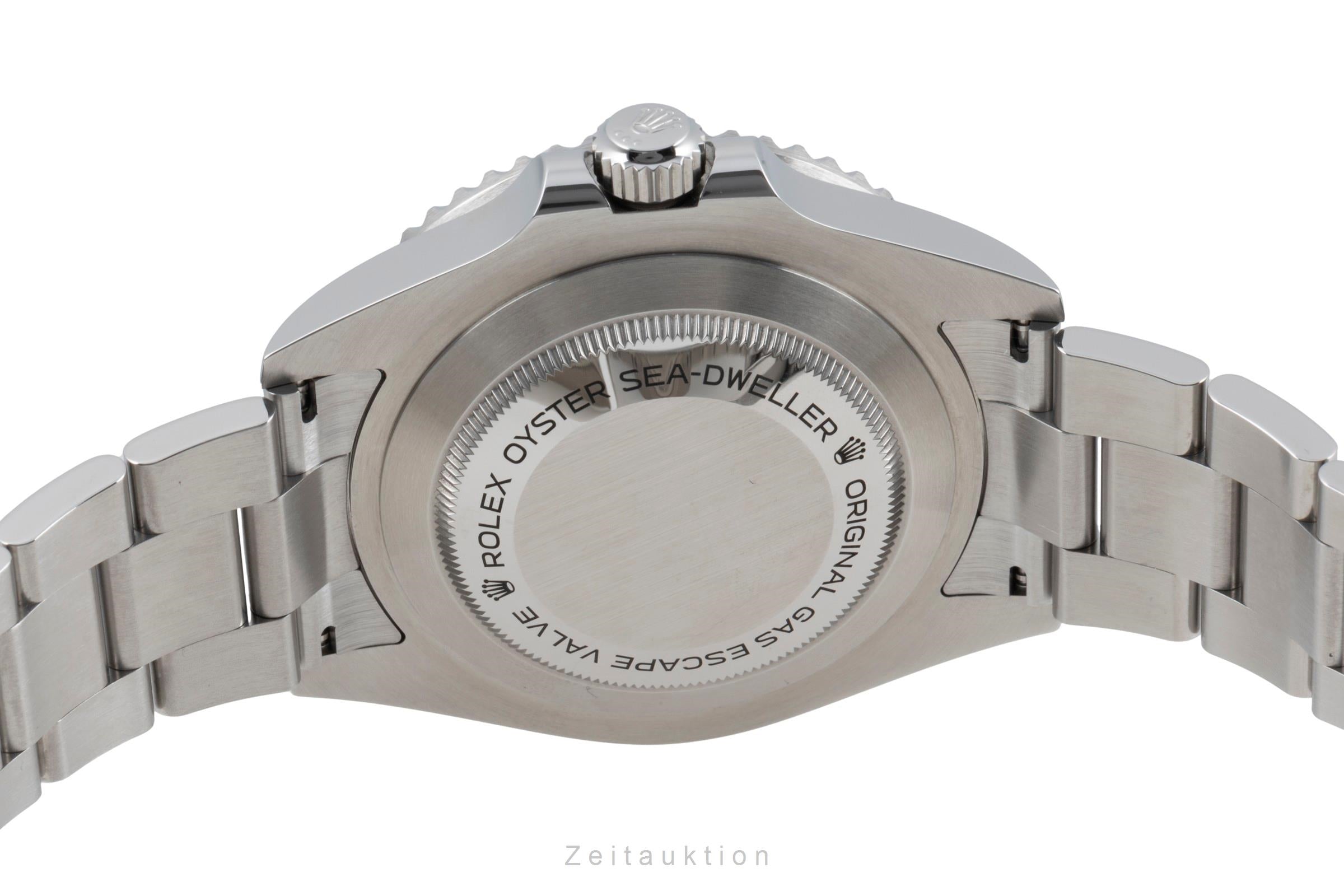 Rolex Sea-Dweller steel automatic men's watch 126600  [2506142]
