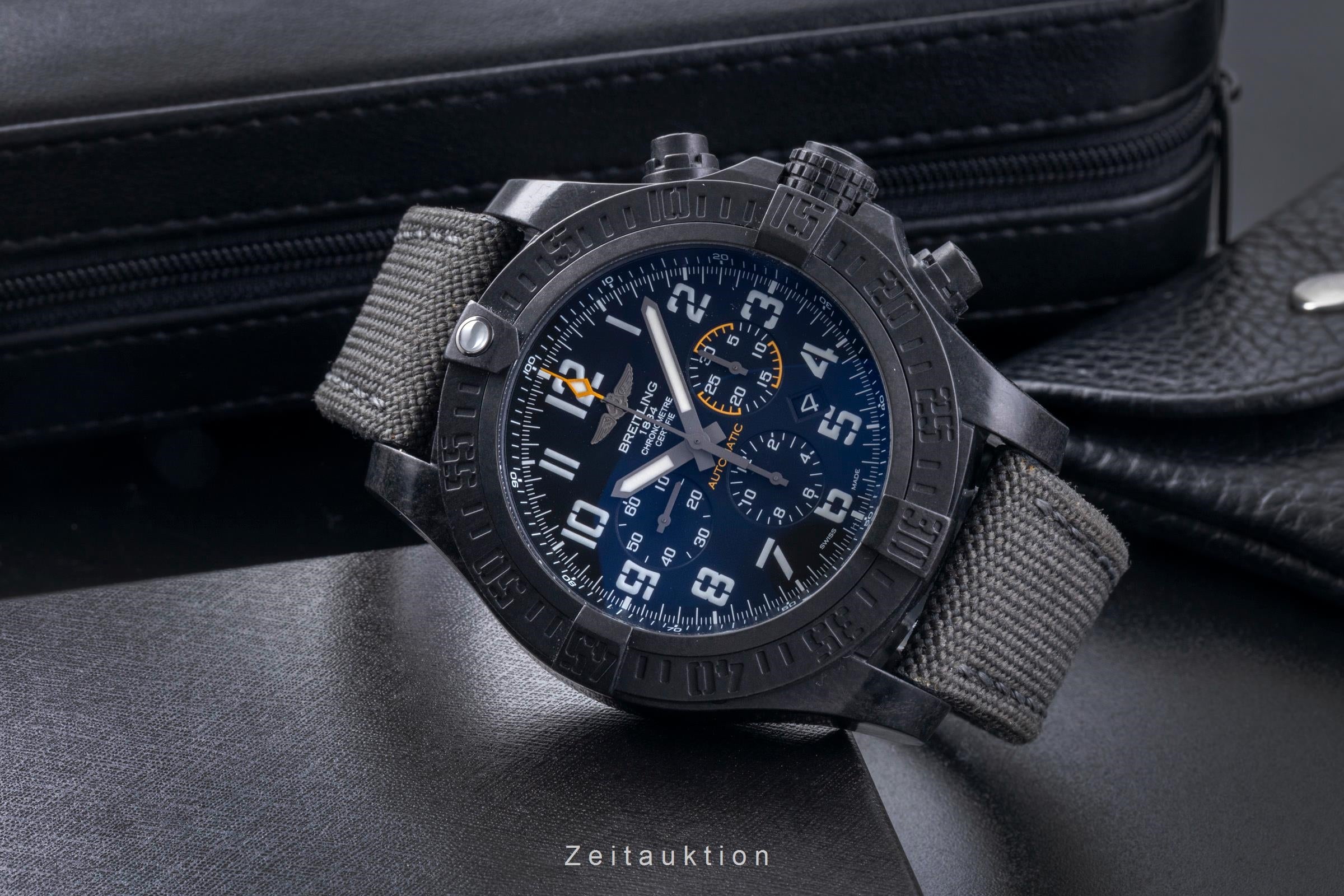 Breitling Avenger cronografo breitlight automatismo orologio da uomo XB0170E4/BF29	  [2506165]