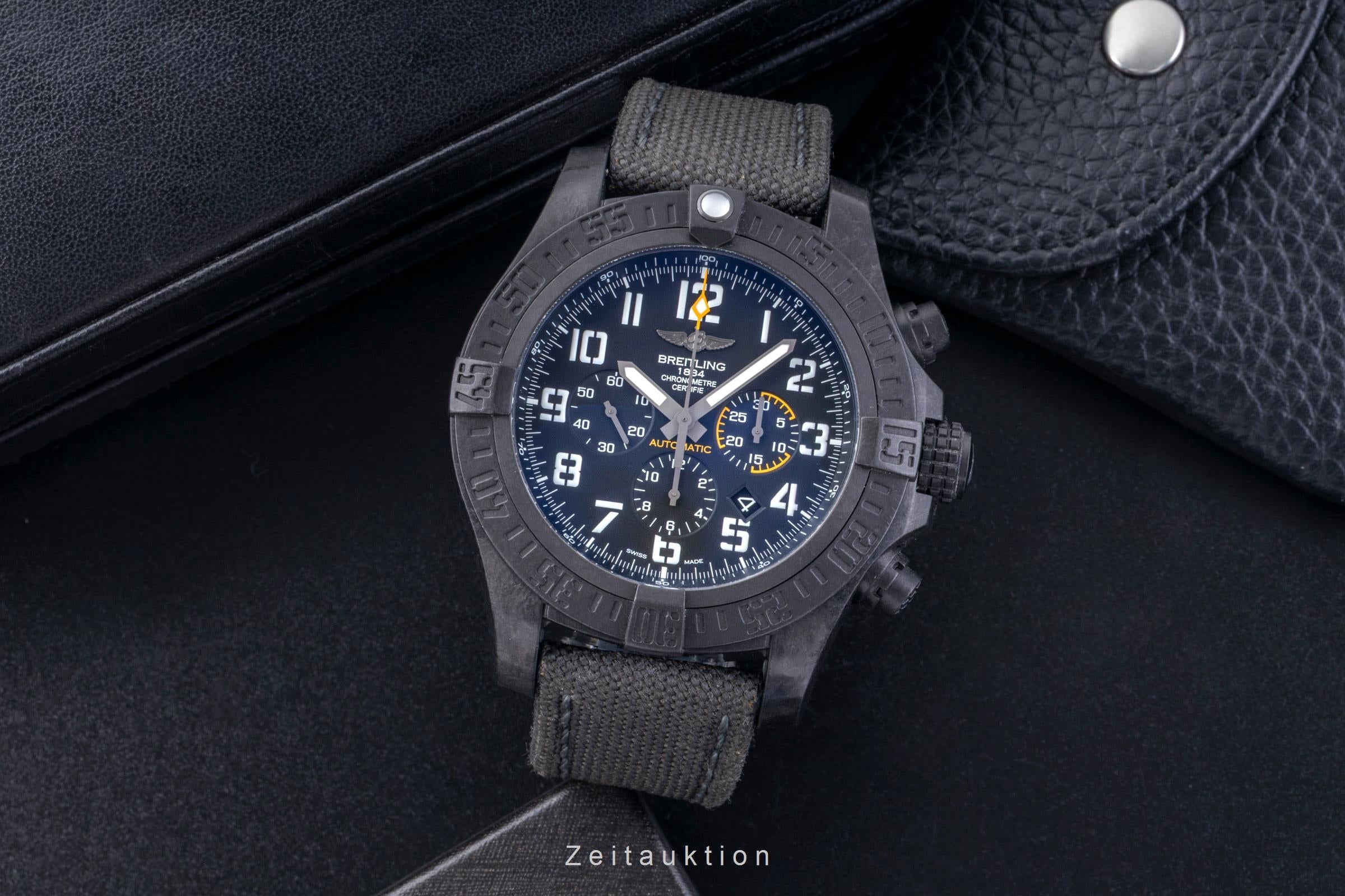 Breitling Avenger cronografo breitlight automatismo orologio da uomo XB0170E4/BF29	  [2506165]