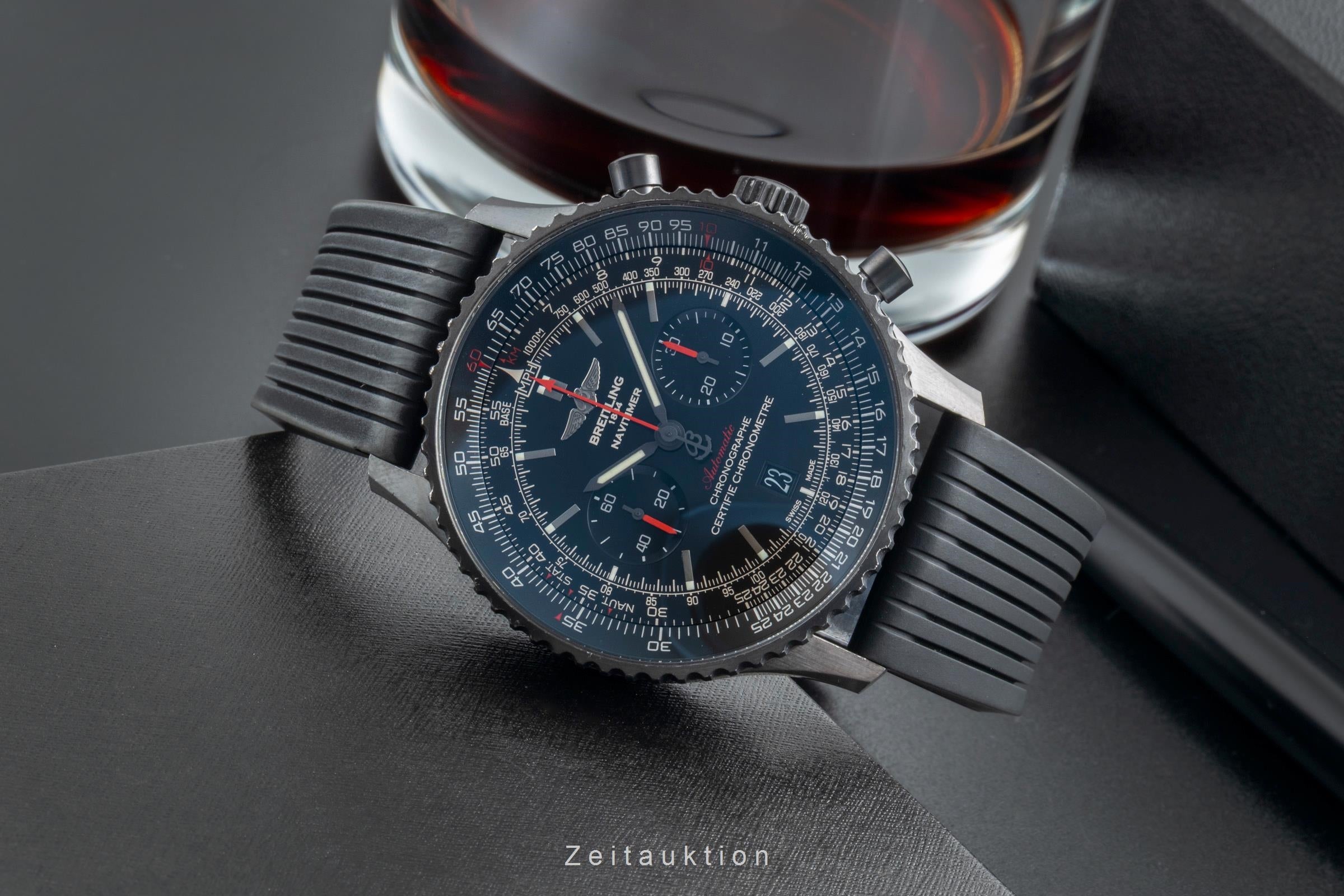 Breitling Navitimer 01 chronographe acier automatique montre pour hommes MB012822/BE51  [2506181]