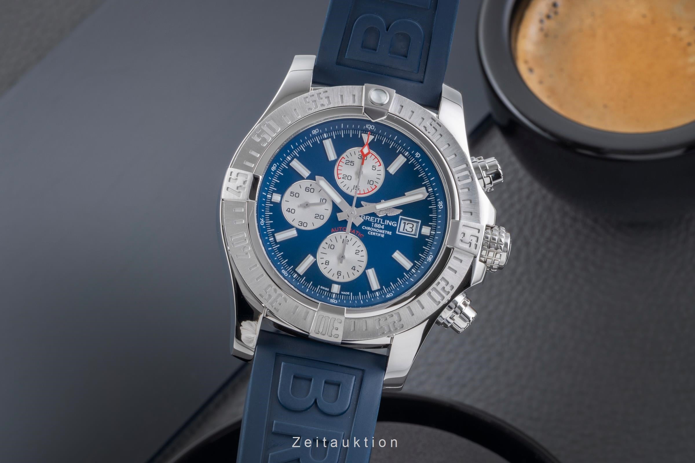 Breitling Avenger II chronographe acier automatique montre pour hommes A13371  [2506209]