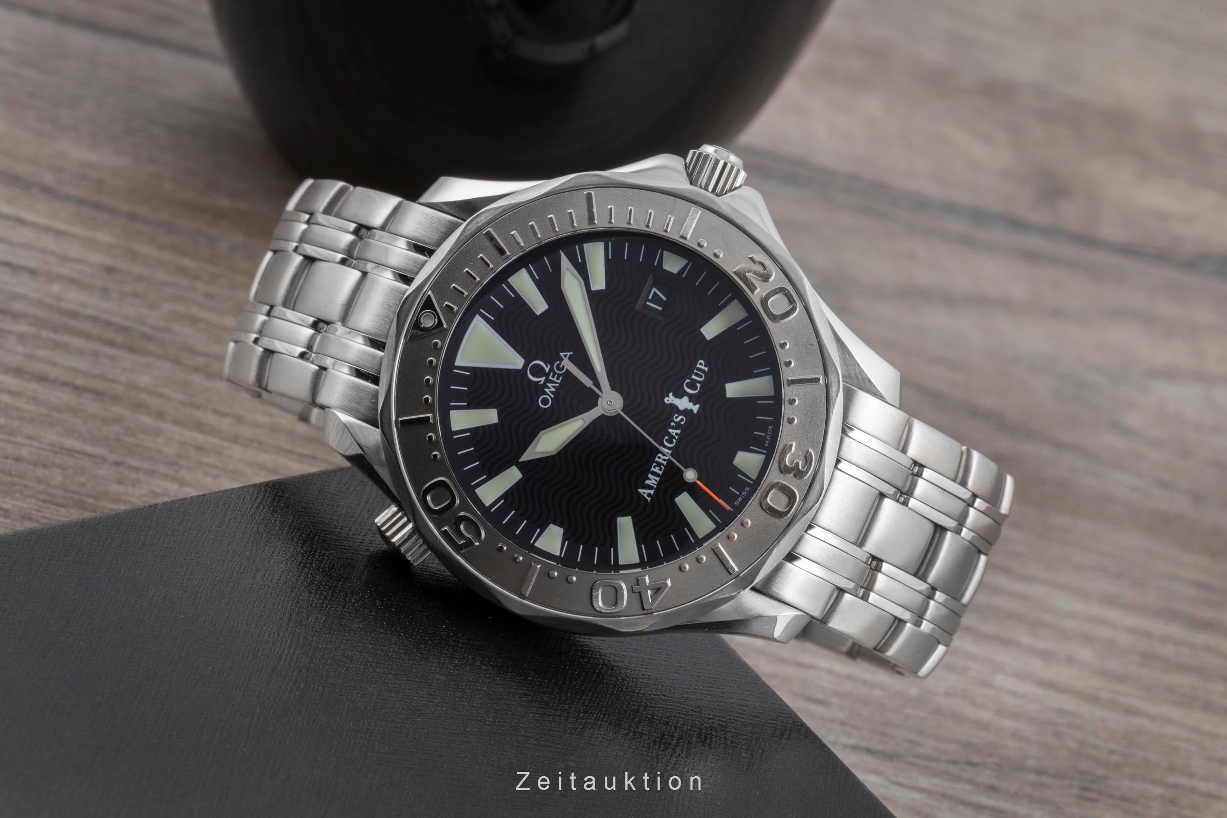 Omega Seamaster steel / white gold automatic men's watch 2533.50.00 Limited  [2506213]