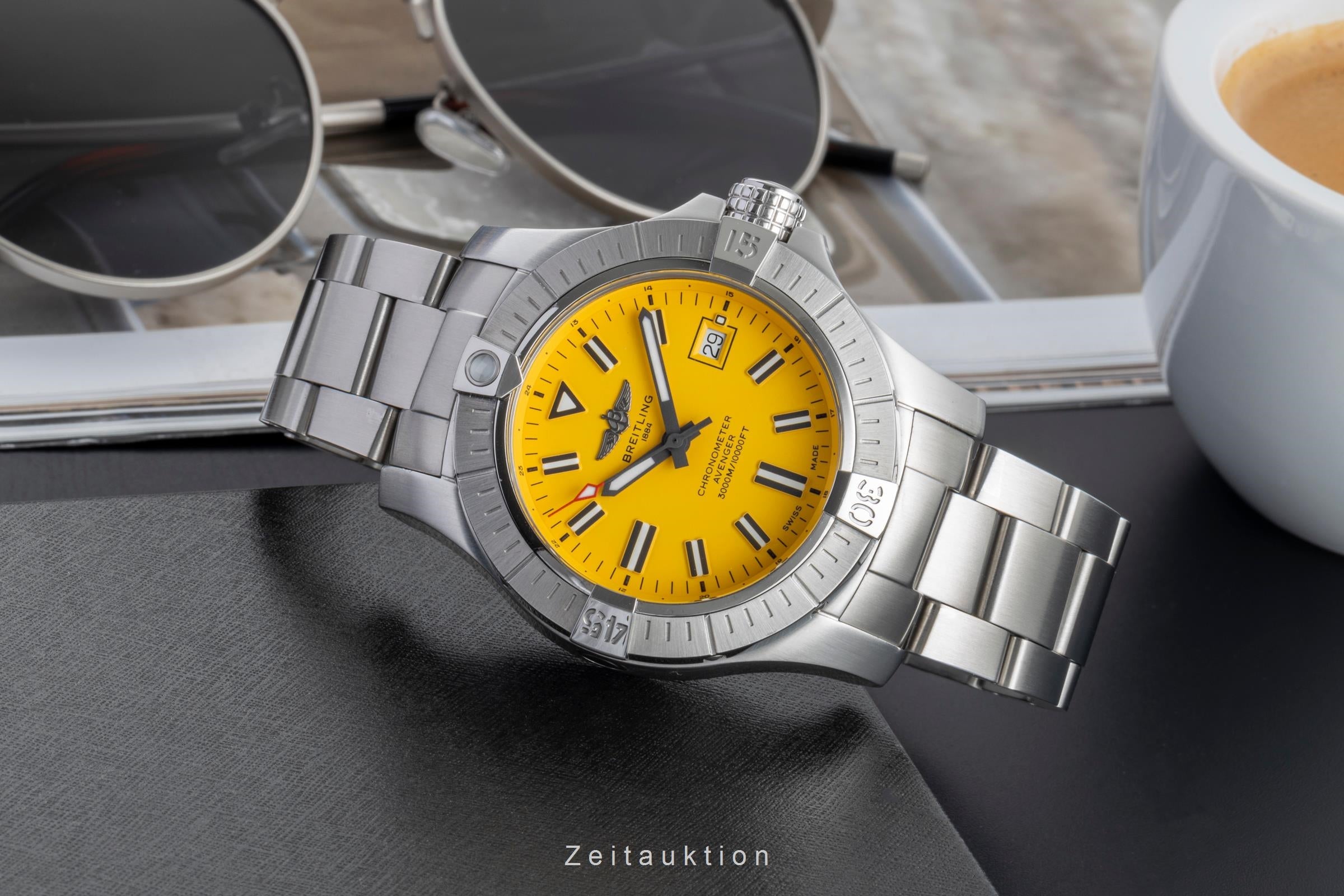Breitling Avenger Seawolf Yellow Stahl Automatik Herrenuhr Ref A17319101I1A1 B&P [2506229]