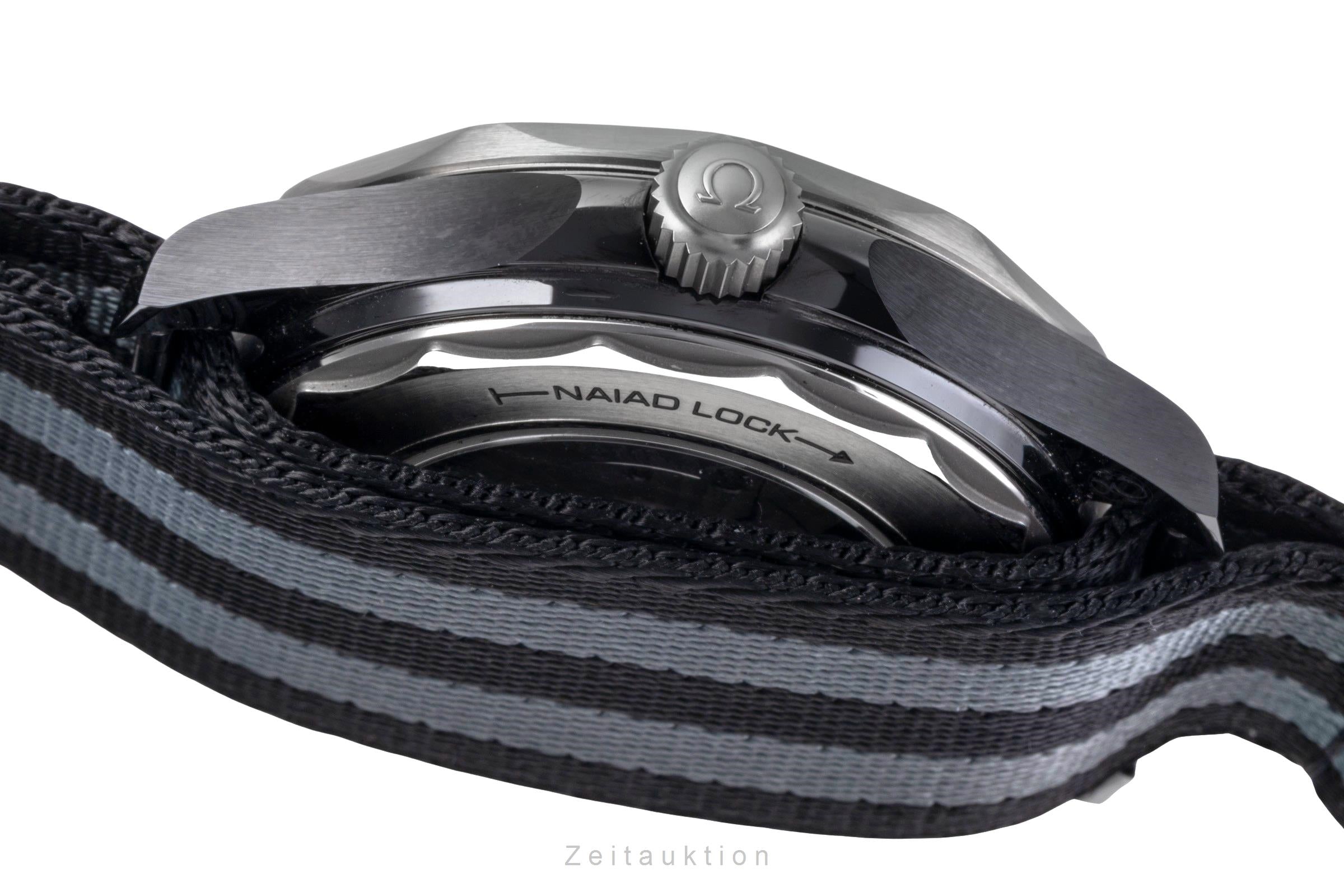 Omega Seamaster ceramic / titanium automatic men's watch 210.92.44.20.01.002 LP: 9700EUR  [2506256]