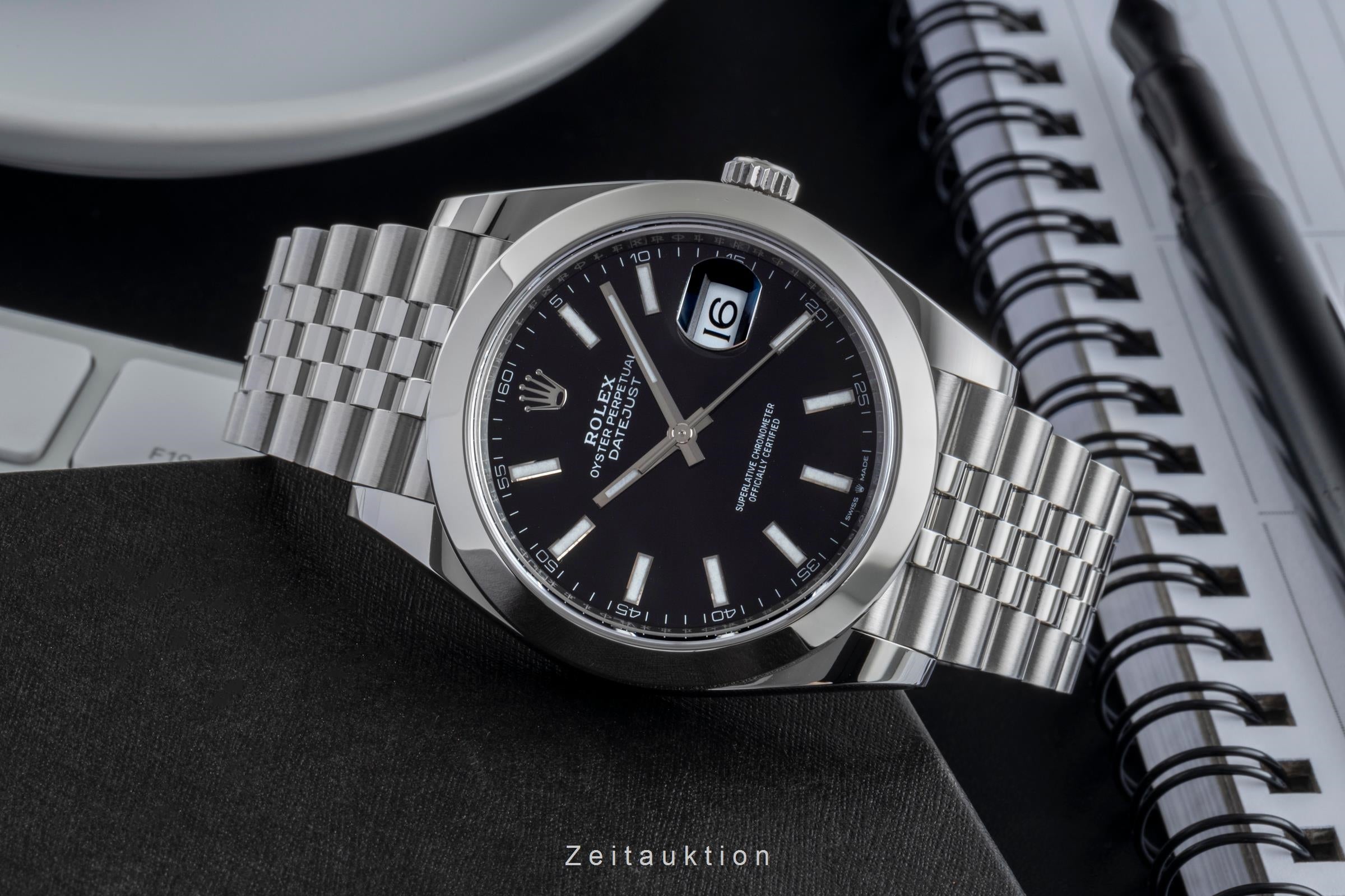 Rolex Datejust 41 Black Dial Edelstahl Automatik Herrenuhr Ref. 126300 B&P 2019 [2506273]