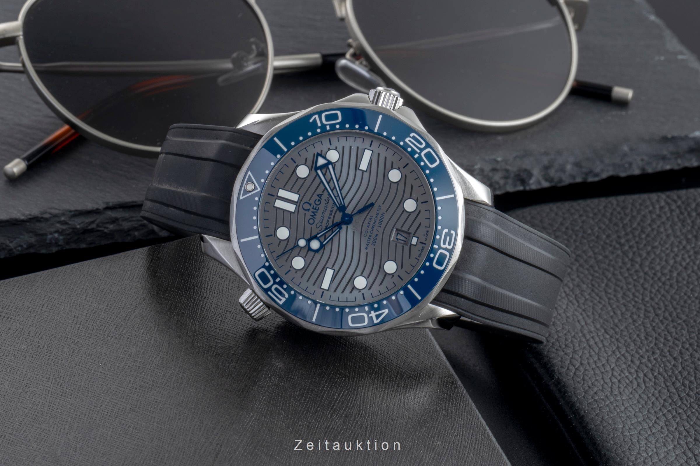 Omega Seamaster acciaio automatismo orologio da uomo 210.32.42.20.06.001 LP: 6100EUR  [2506339]