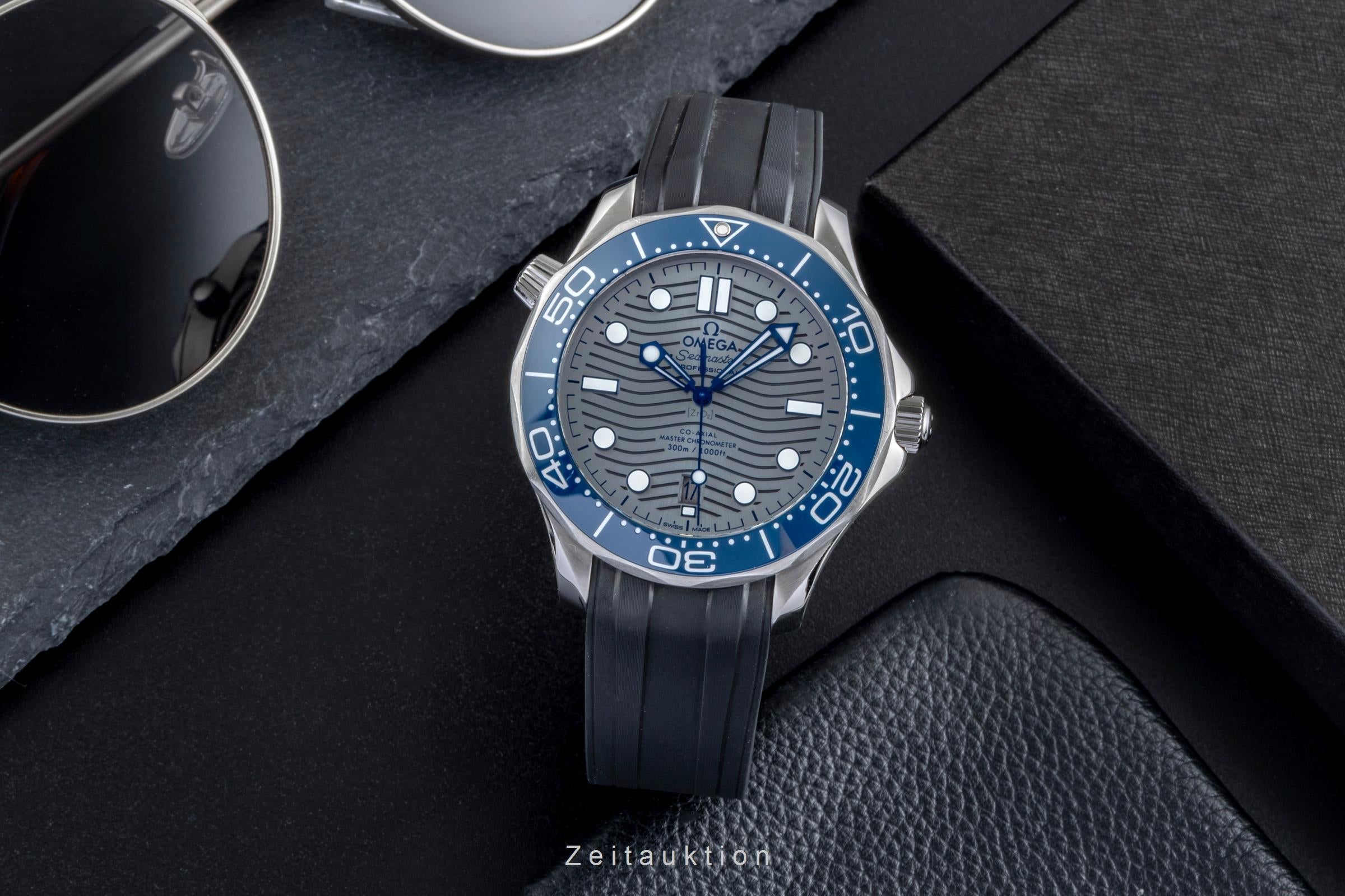 Omega Seamaster acciaio automatismo orologio da uomo 210.32.42.20.06.001 LP: 6100EUR  [2506339]