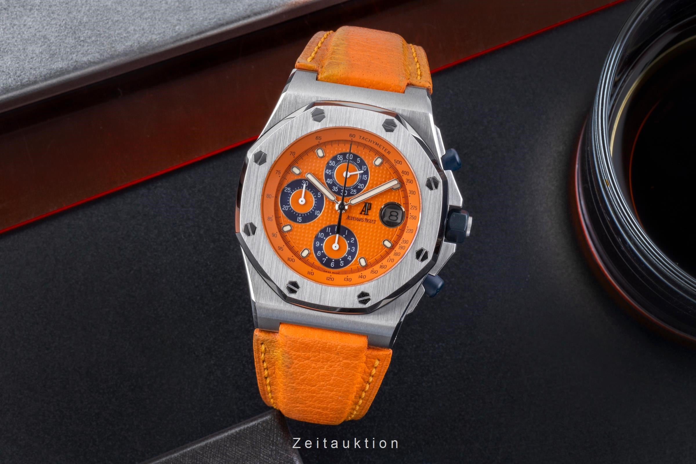 Audemars Piguet Royal Oak chronograph steel automatic Kal. 2226