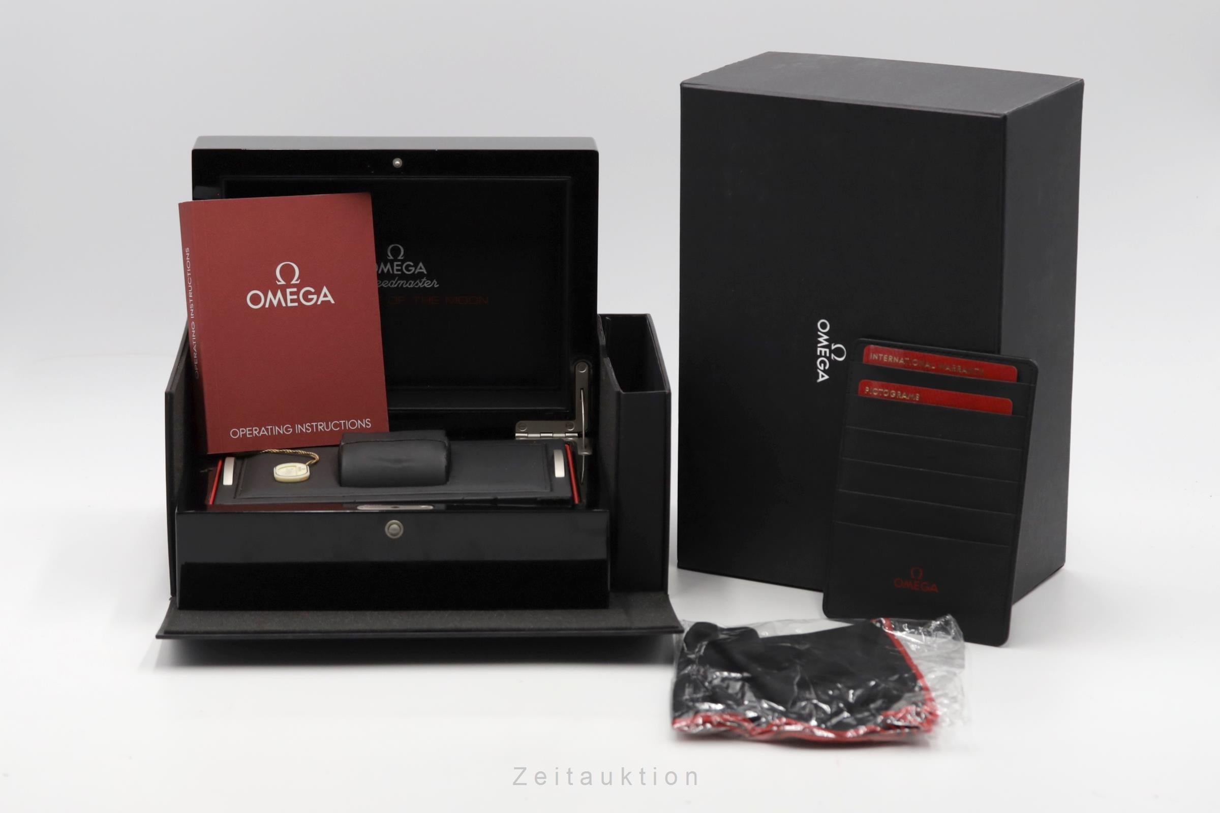 Omega Speedmaster Moonwatch chronograph ceramic automatic men's watch 311.92.44.51.01.006 LP: 13900EUR  [2506388]