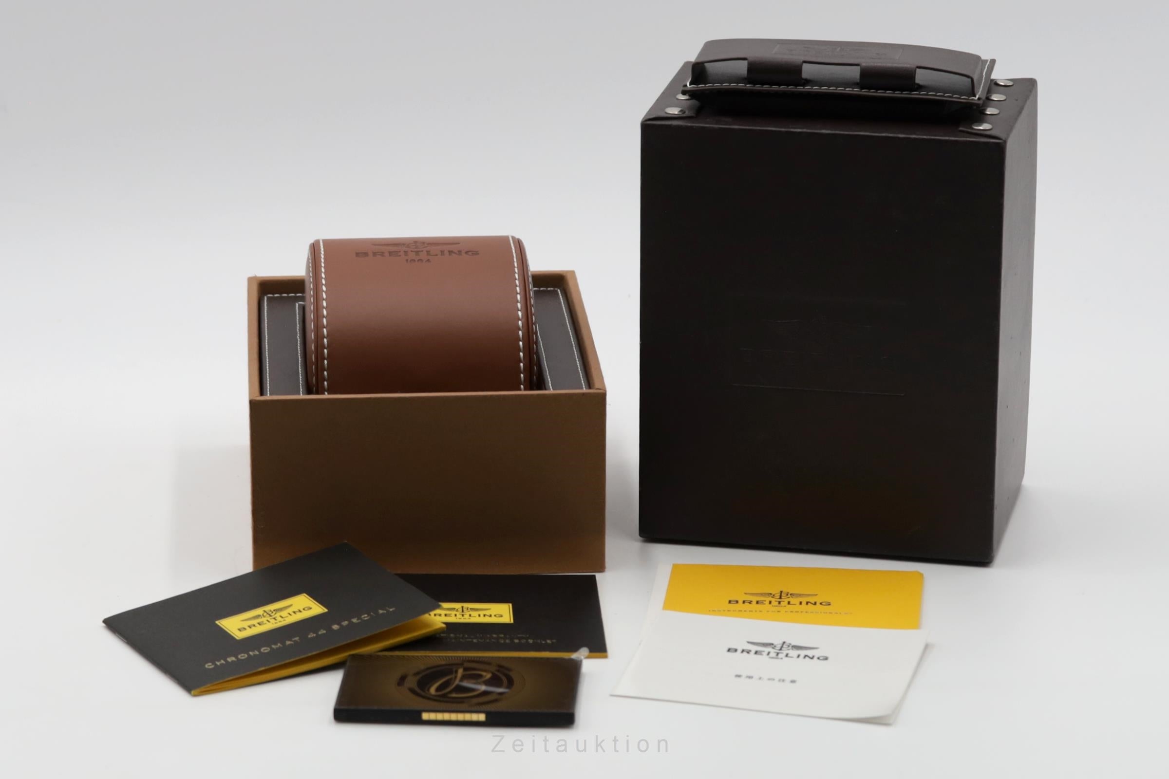 Breitling Chronomat 44 Chronograph Stahl Automatik Ref. AB011511/BF70 B&P 2017 [2506424]