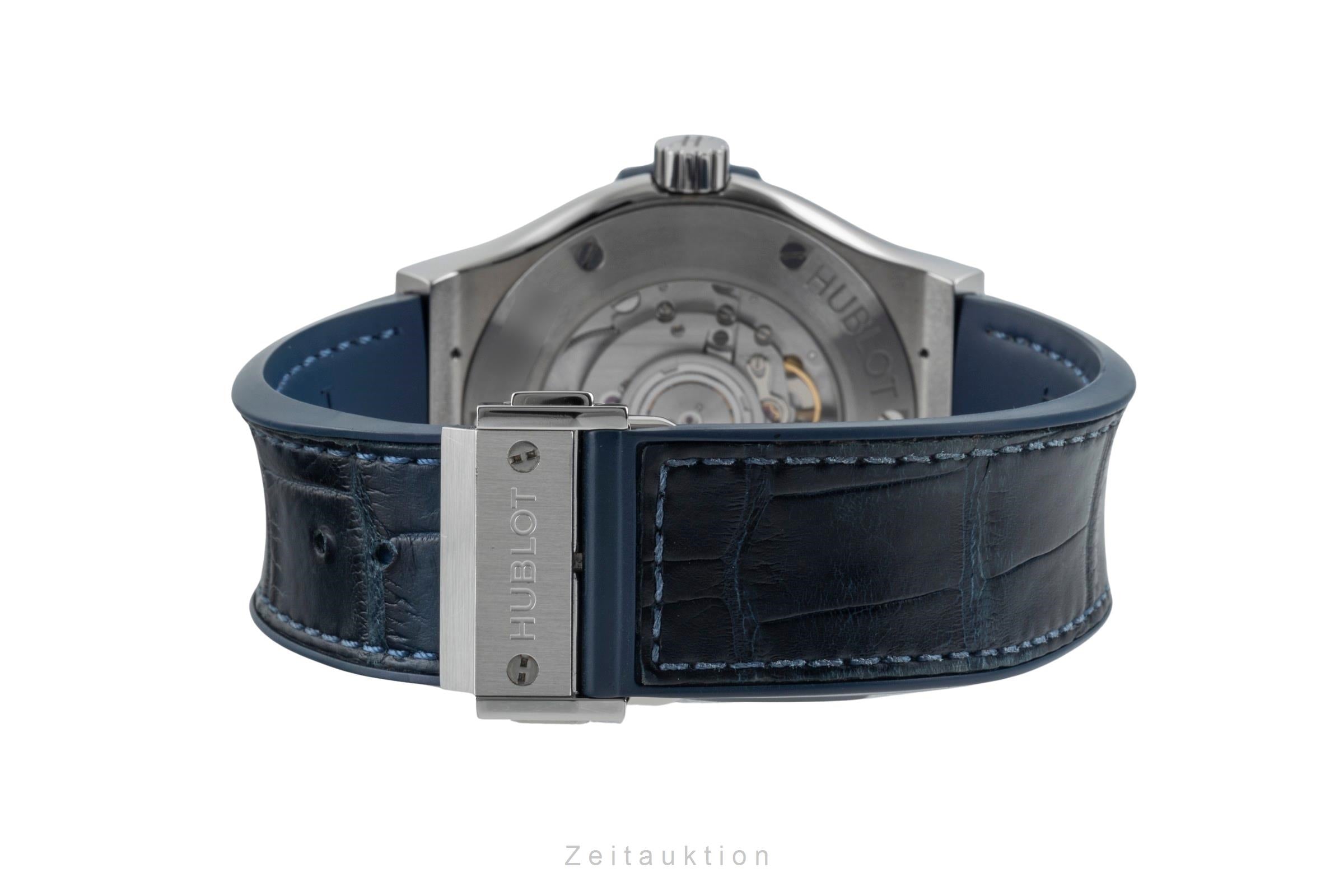 Hublot Classic Fusion titane  automatique montre pour hommes 542.NX.7170.LR LP: 8700EUR  [2506427]