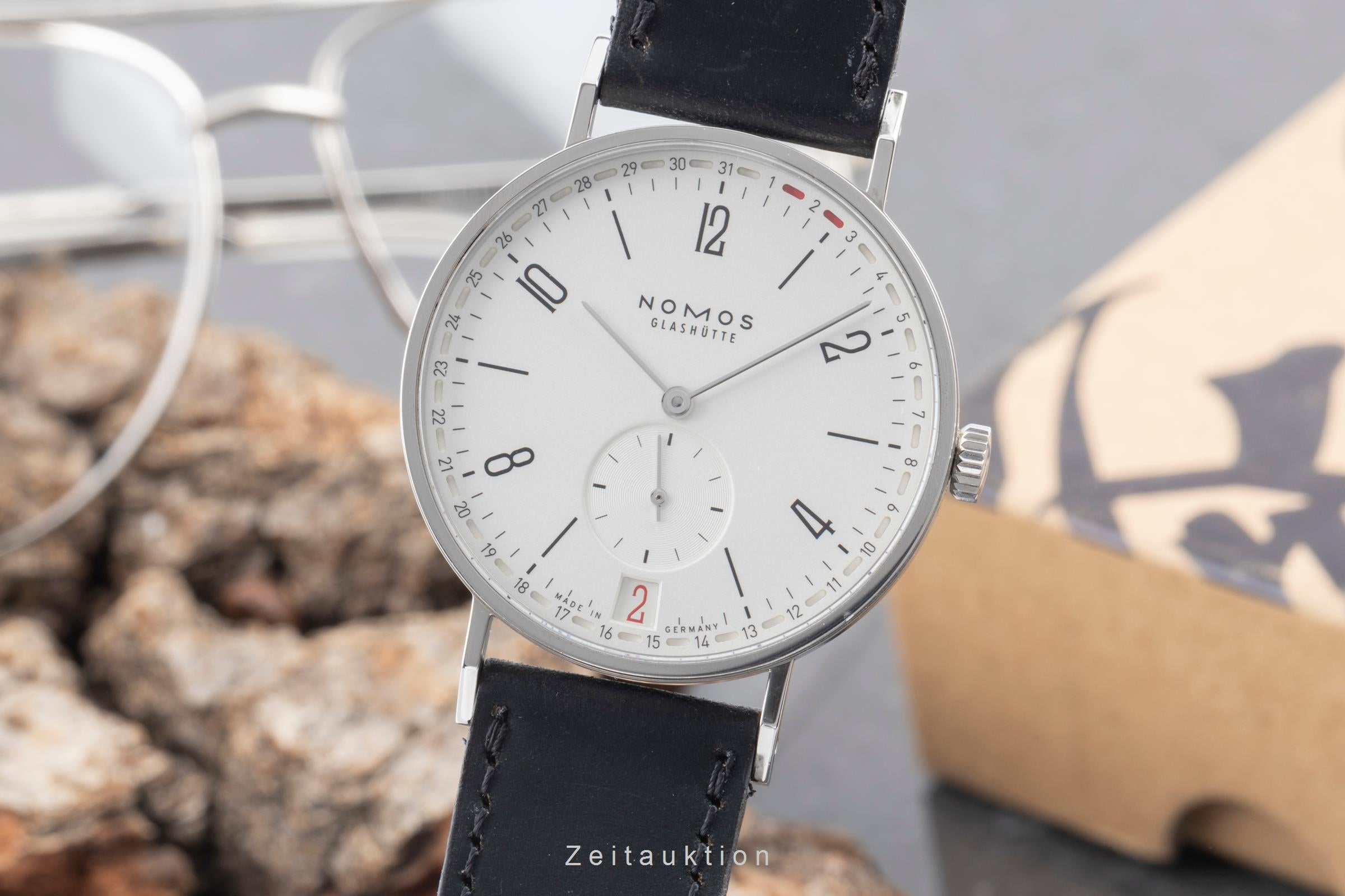 Nomos Tangente acier à remontage manuel montre pour hommes 135 LP: 2580EUR  [2506471]