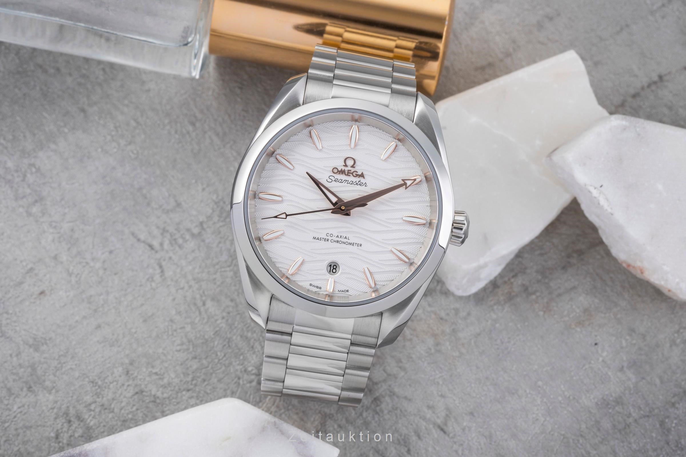 Omega Seamaster acier automatique montre pour hommes 220.10.38.20.02.002 LP: 6800EUR  [2506511]