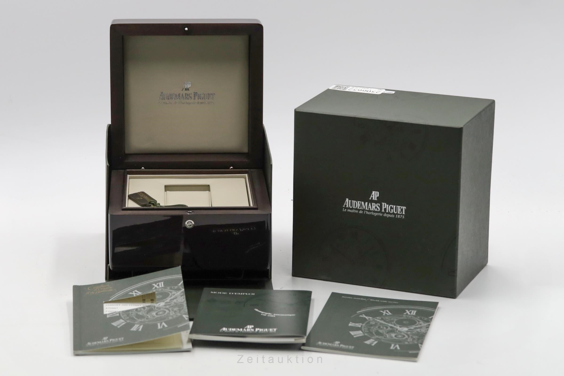 Audemars Piguet Royal Oak chronograph steel automatic Kal. 2385