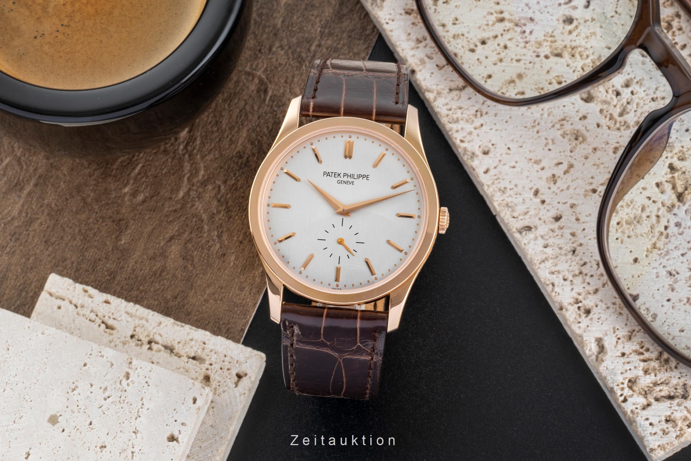 Patek Philippe Calatrava or rouge 18 ct à remontage manuel montre pour hommes 5196R-001  [2506655]