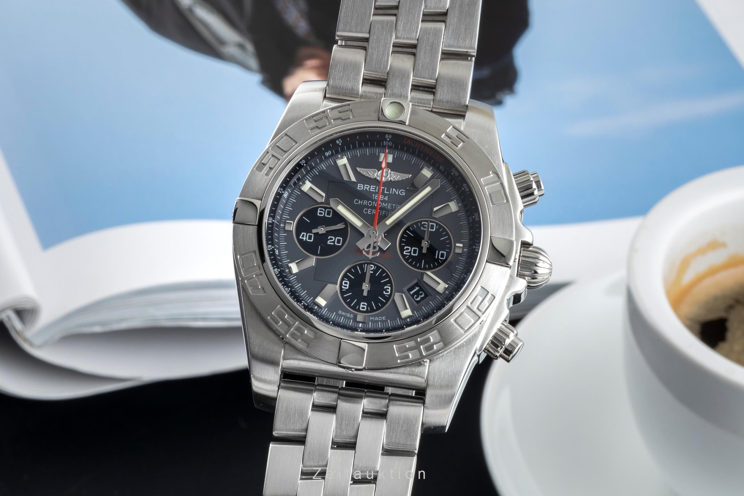 Breitling Chronomat 44 Chronograph Grey Dial Edelstahl Automatik Ref. AB0110  [2506673]
