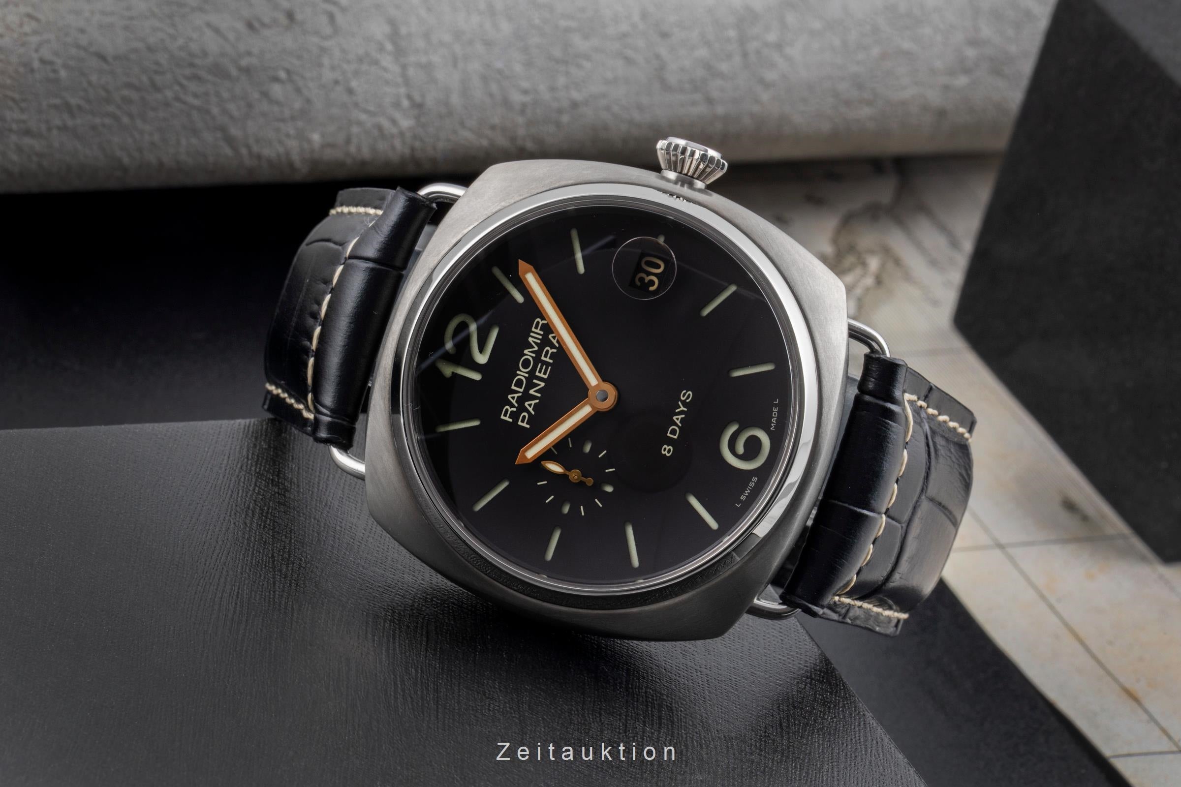 Panerai Radiomir titane  à remontage manuel montre pour hommes PAM00346 LP: 9900EUR Limited  [2506691]