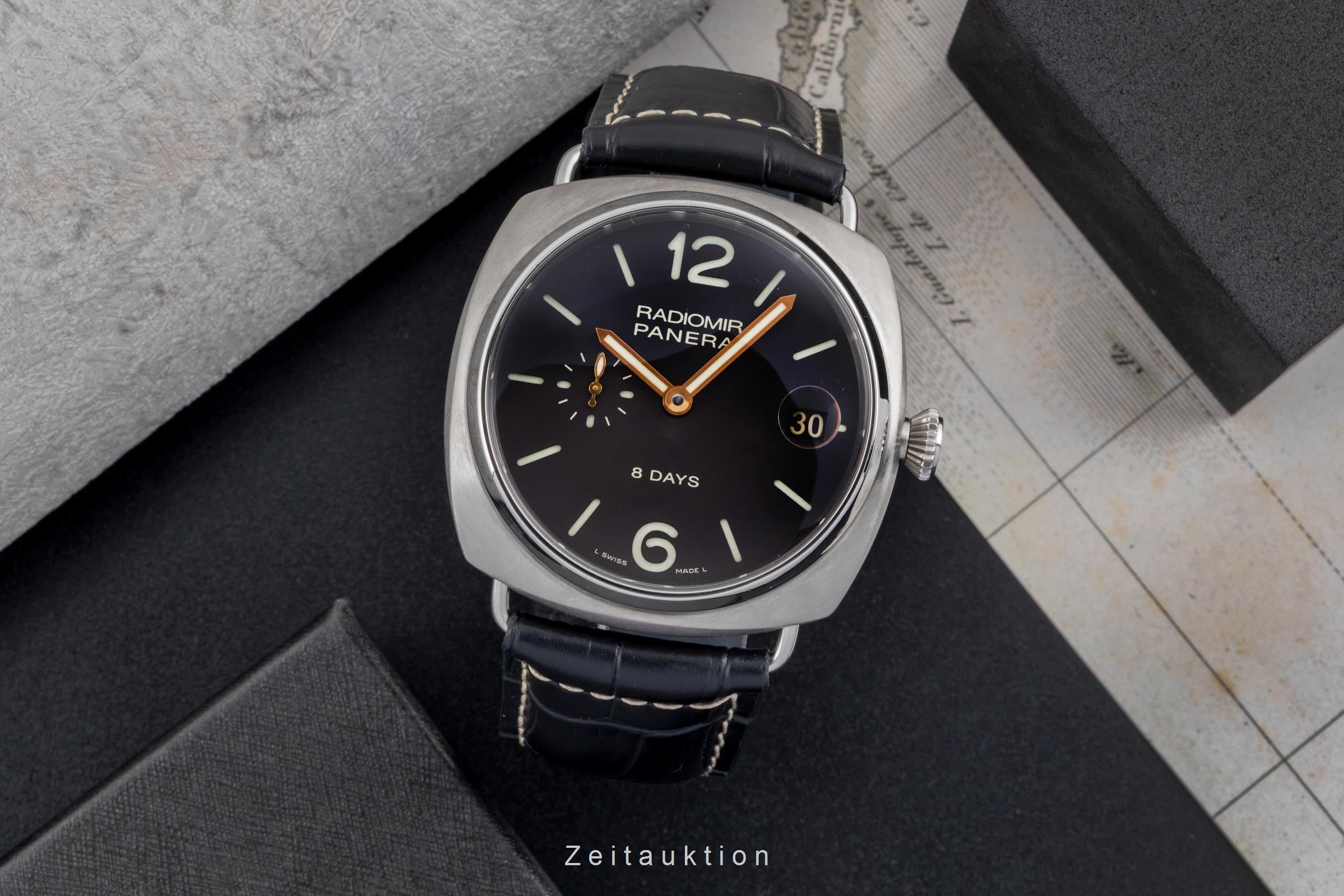 Panerai Radiomir titane  à remontage manuel montre pour hommes PAM00346 LP: 9900EUR Limited  [2506691]