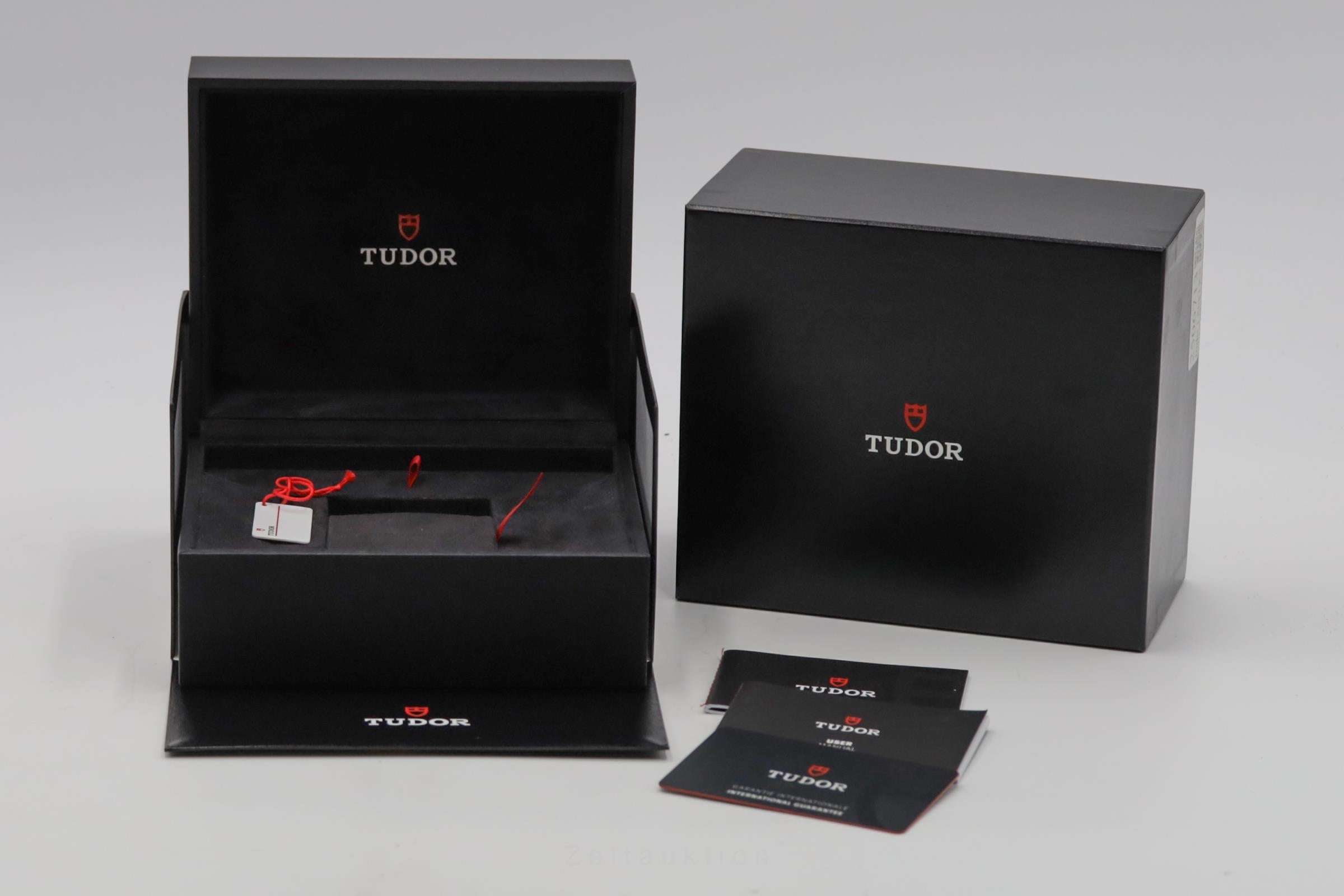 Tudor Black Bay Chronograph "Inverse Panda"  Ref. 79360N-0001 B&P 2021 [2506713]