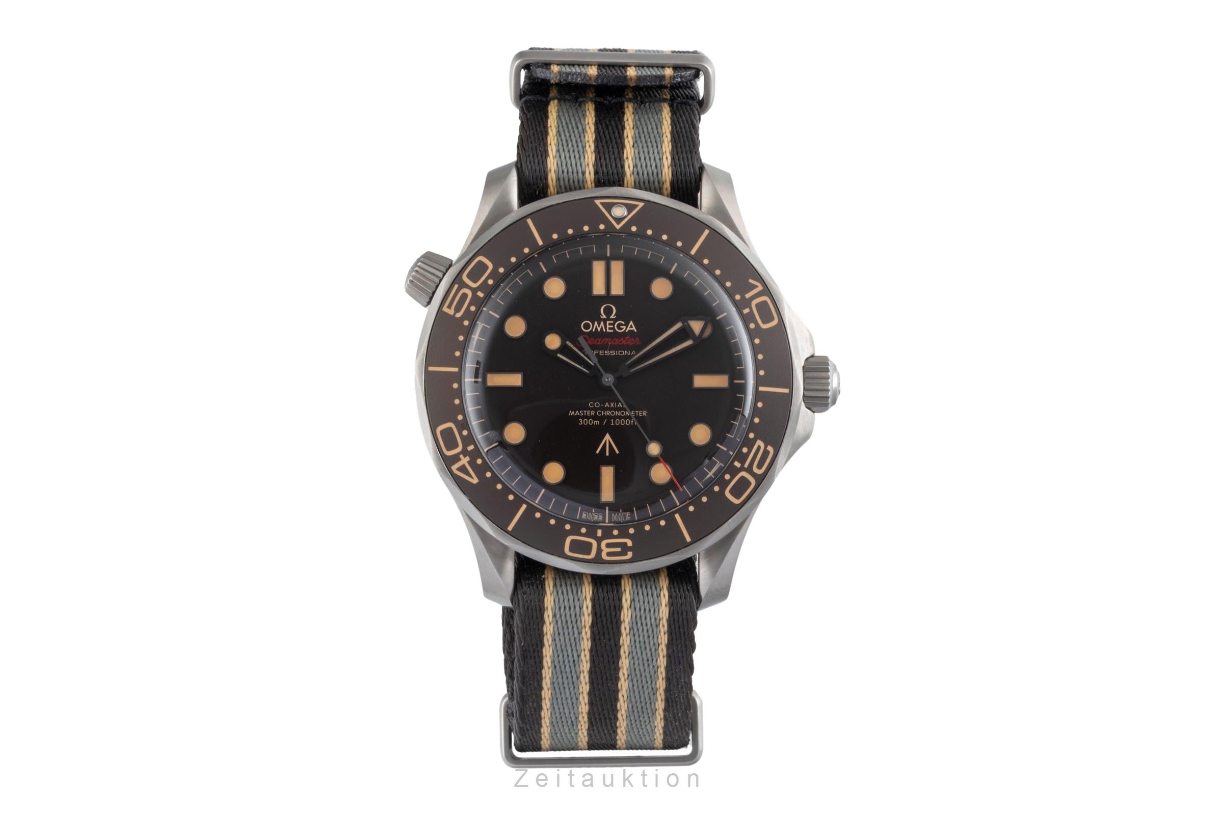 Omega Seamaster titanio automático reloj para caballeros 210.92.42.20.01.001 LP: 9700EUR  [2506718]