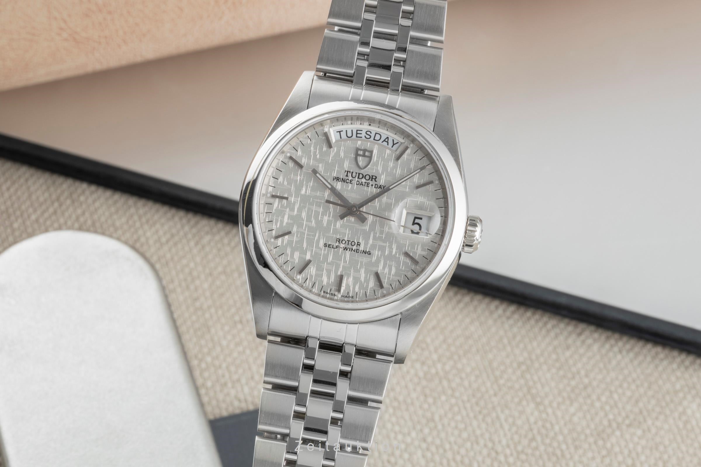 Tudor Date-Day acier automatique montre pour hommes 76200  [2506723]