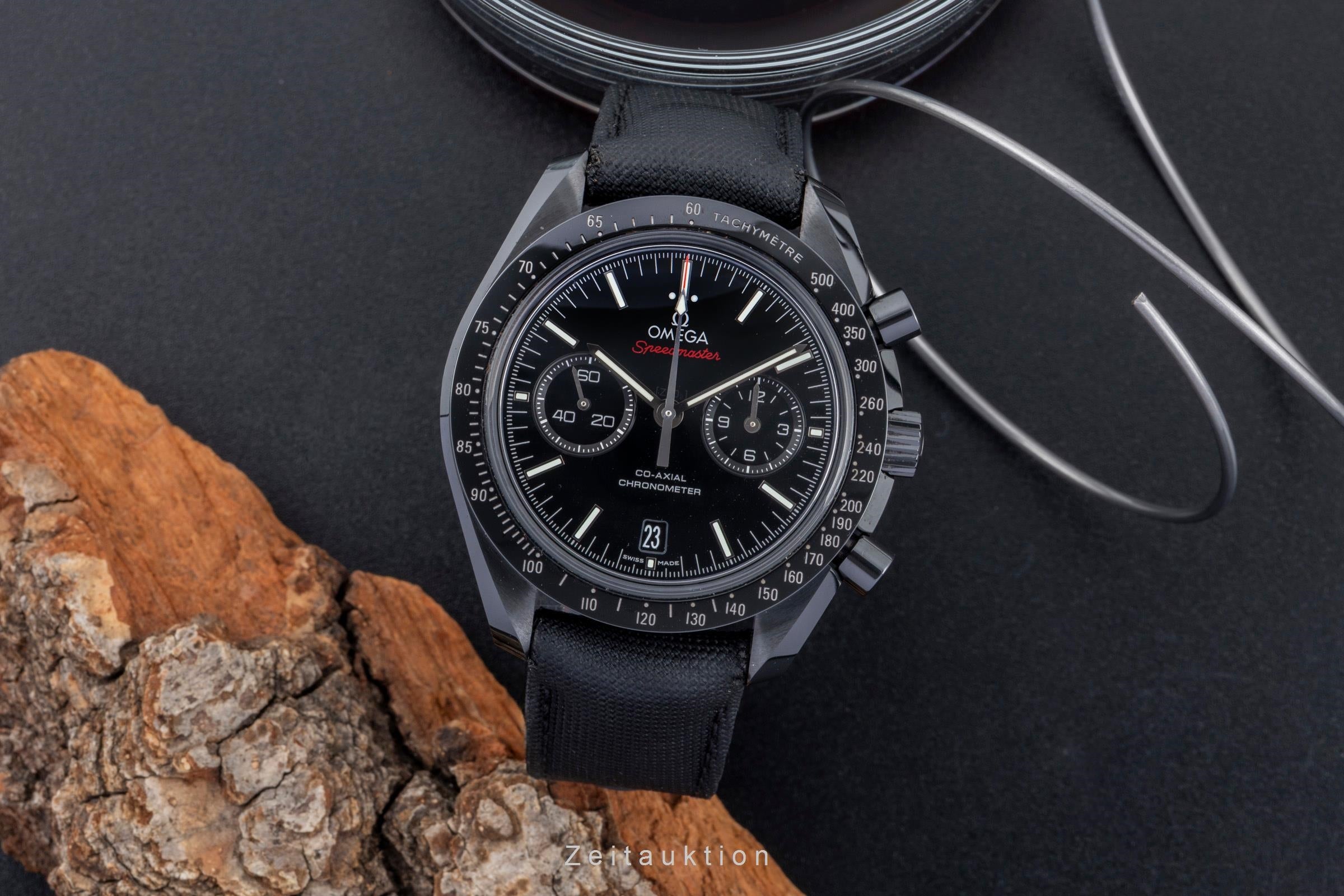 Omega Speedmaster Moonwatch chronographe céramique automatique montre pour hommes 311.92.44.51.01.007 LP: 13900EUR  [2506726]