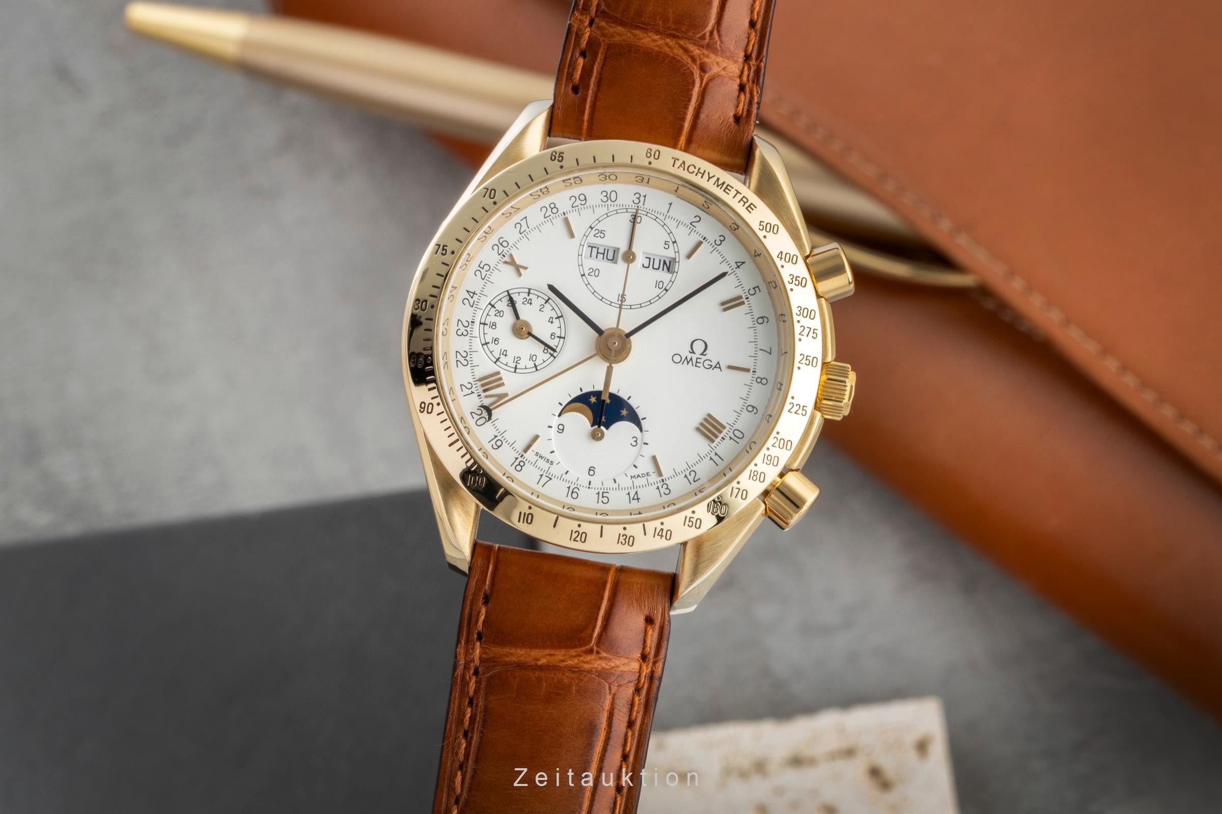 Omega Speedmaster chronograph 18 ct gold automatic men's watch 3131.20  [2506737]