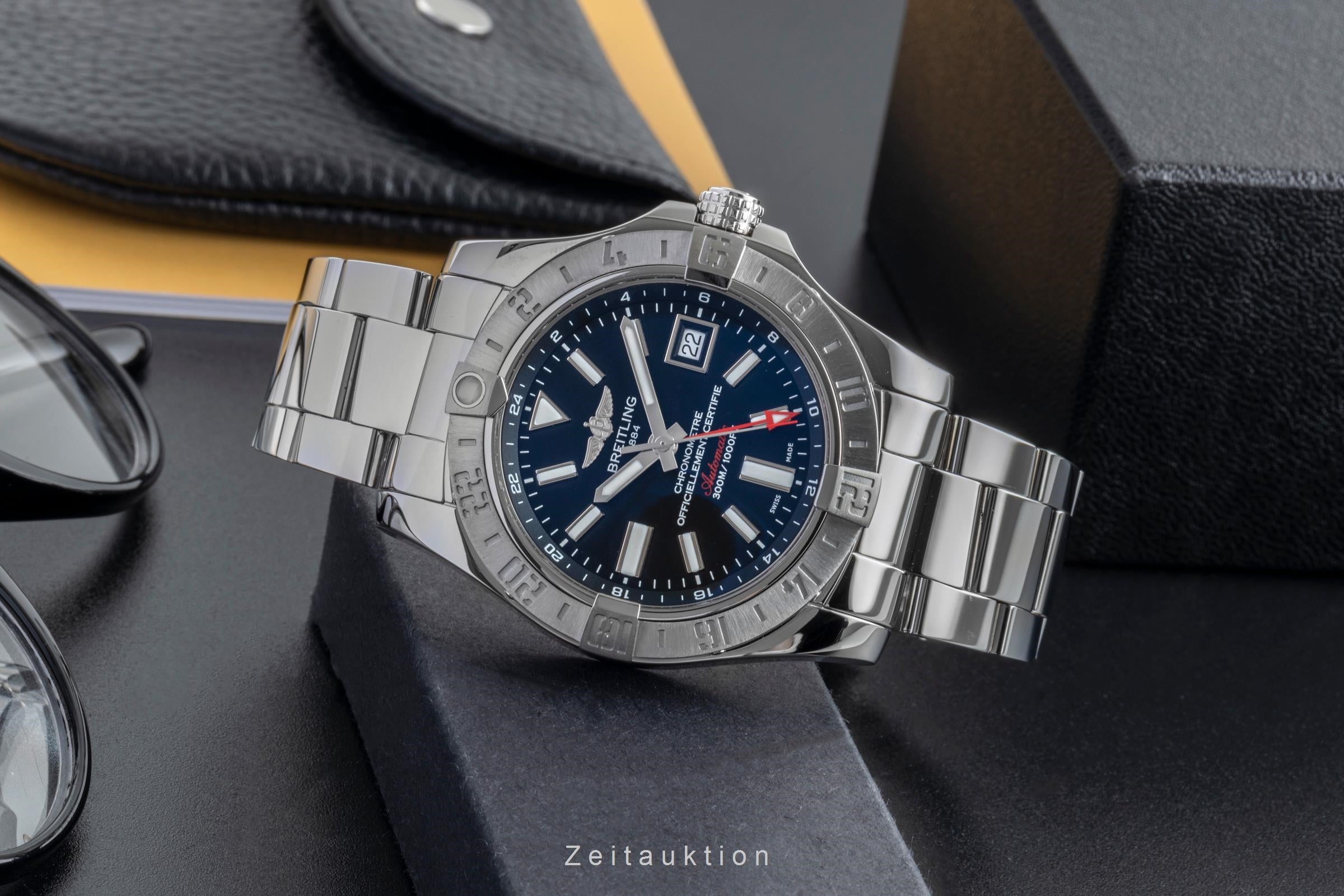 Breitling Avenger II GMT Stahl Automatik Herrenuhr Ref. A32390111B1A1 B&P 2020 [2506741]