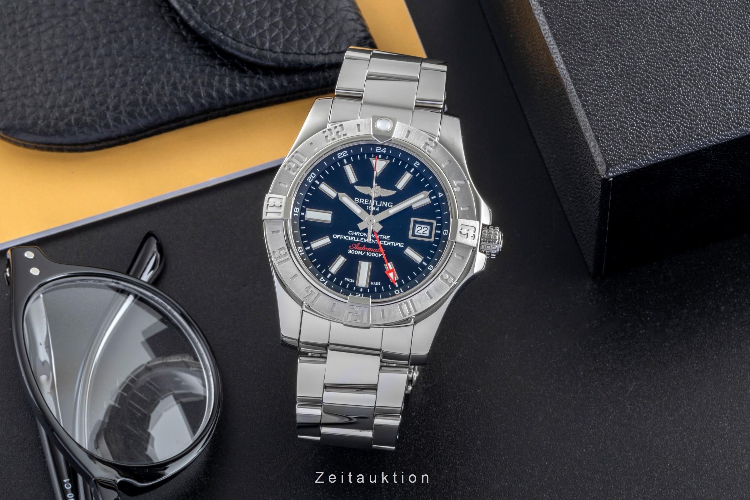 Breitling Avenger II GMT Stahl Automatik Herrenuhr Ref. A32390111B1A1 B&P 2020 [2506741]