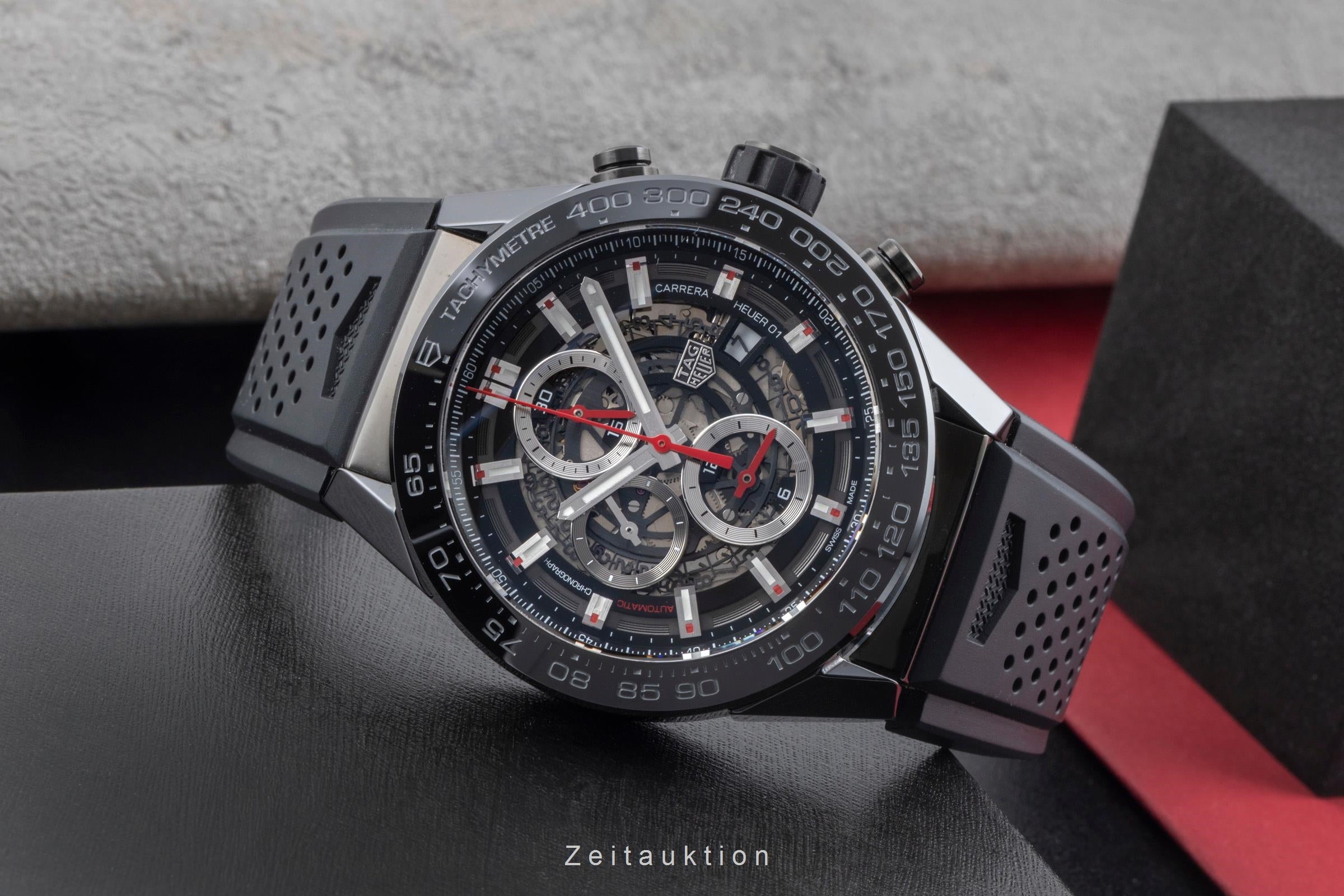 Tag Heuer Carrera Chronograph Keramik / Stahl Automatik Ref. CAR2A90.FT6071 B&P  [2506764]