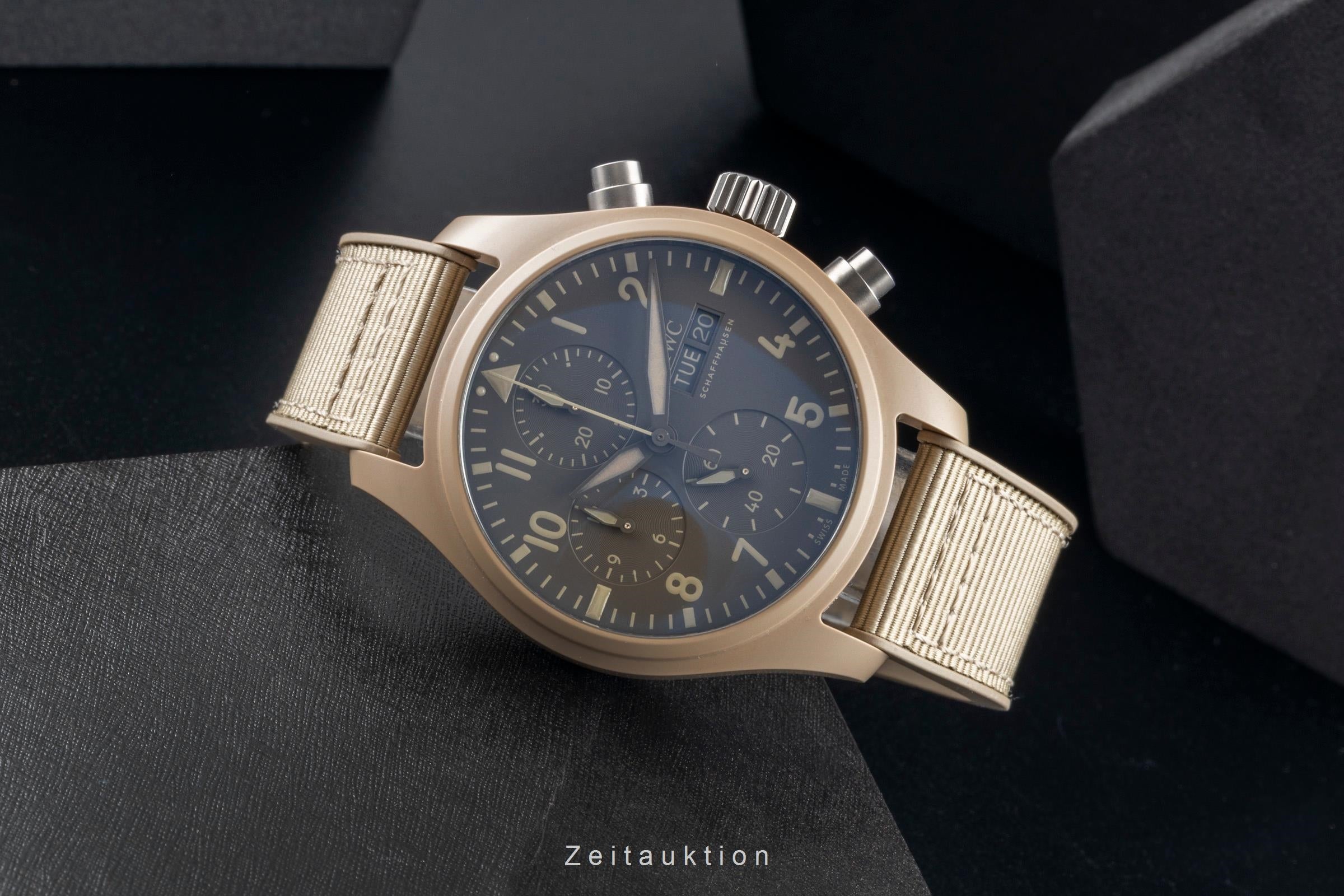 IWC Fliegerchronograph chronographe céramique / titane automatique montre pour hommes IW389402 LP: 12700EUR  [2506779]