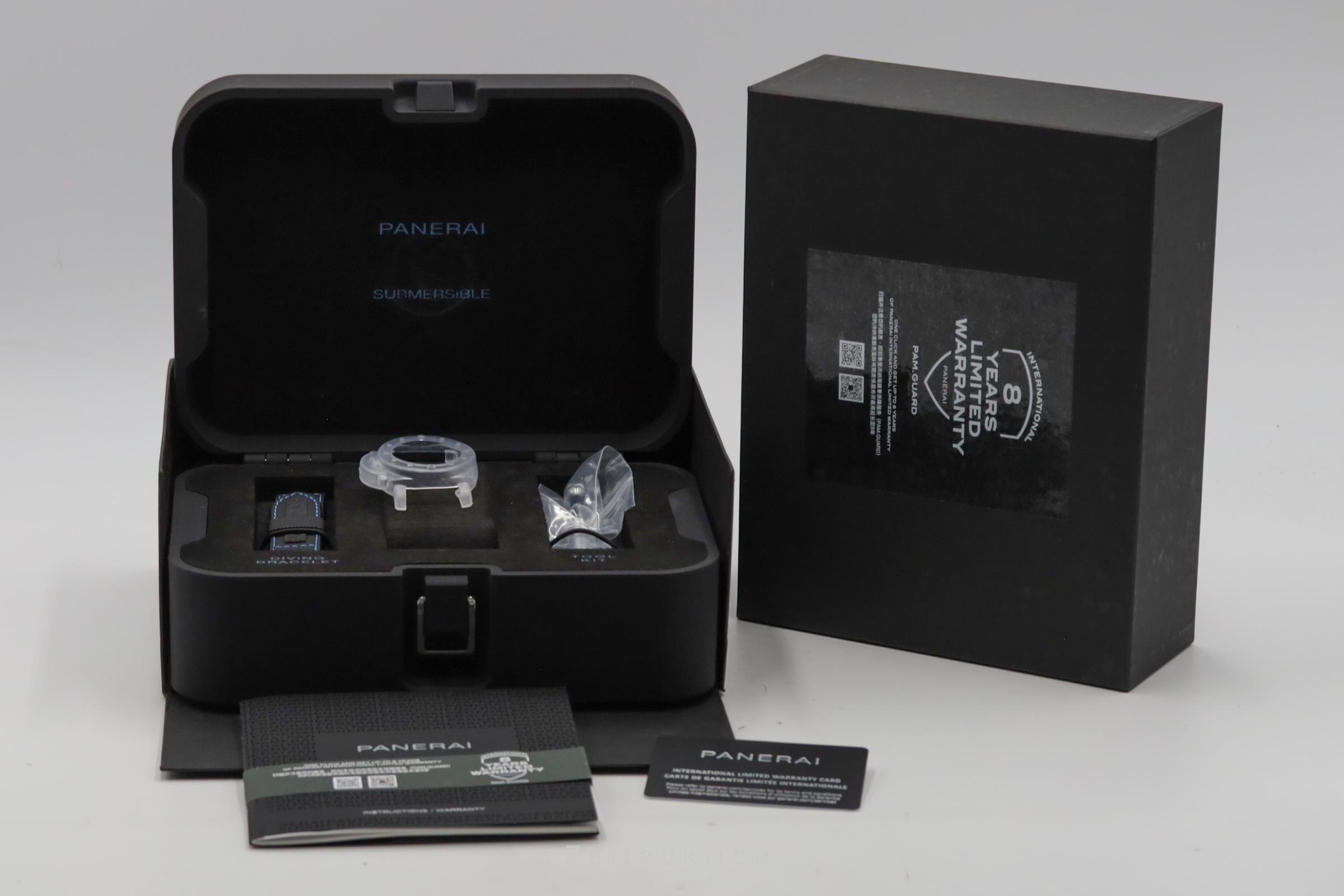 Panerai Submersible carbone automatique montre pour hommes PAM00960 LP: 17900EUR  [2506795]