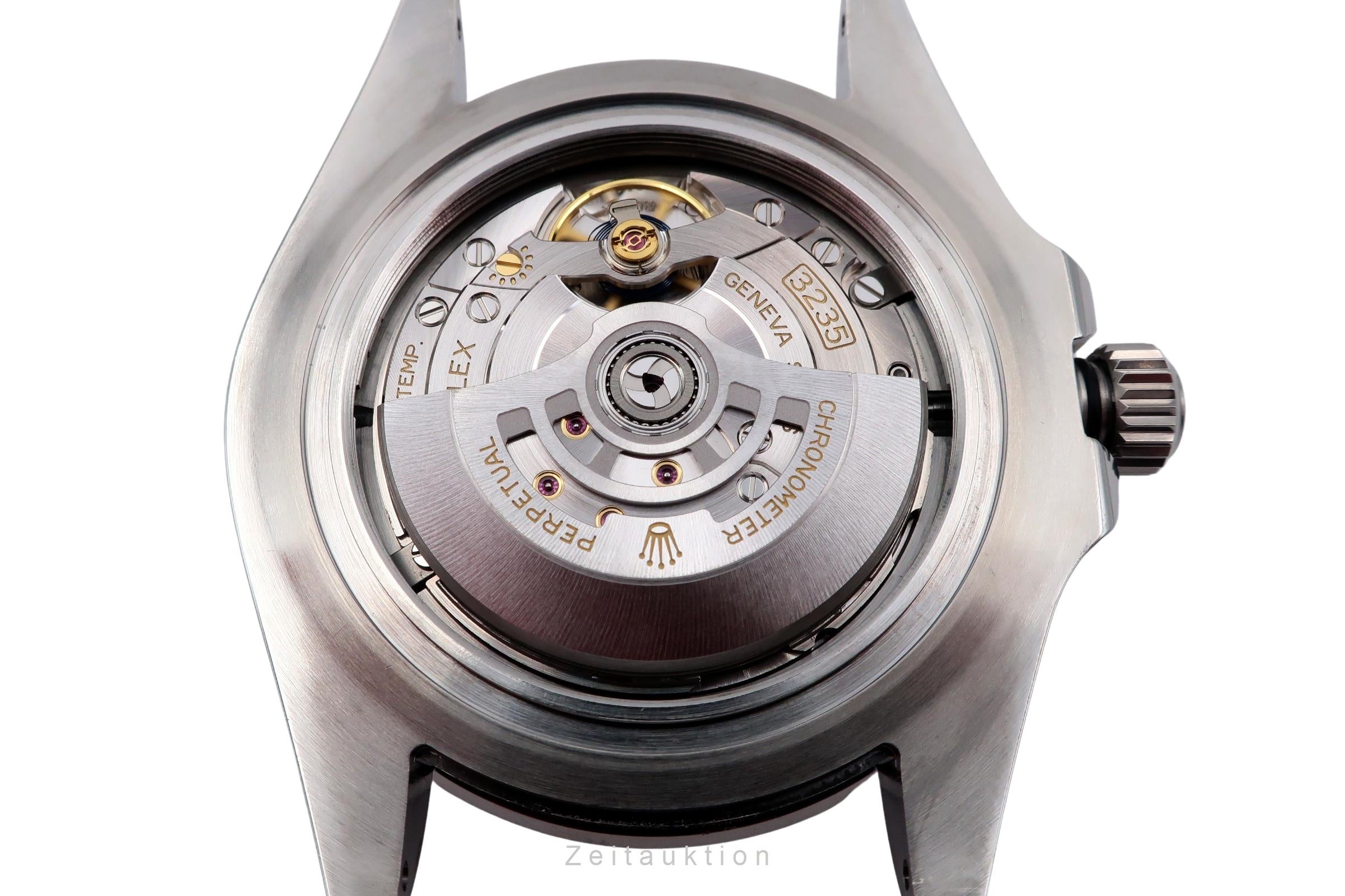 Rolex Sea-Dweller "Single Red" Stahl Herrenuhr Ref. 126600 Box & Papiere 2019 [2506834]