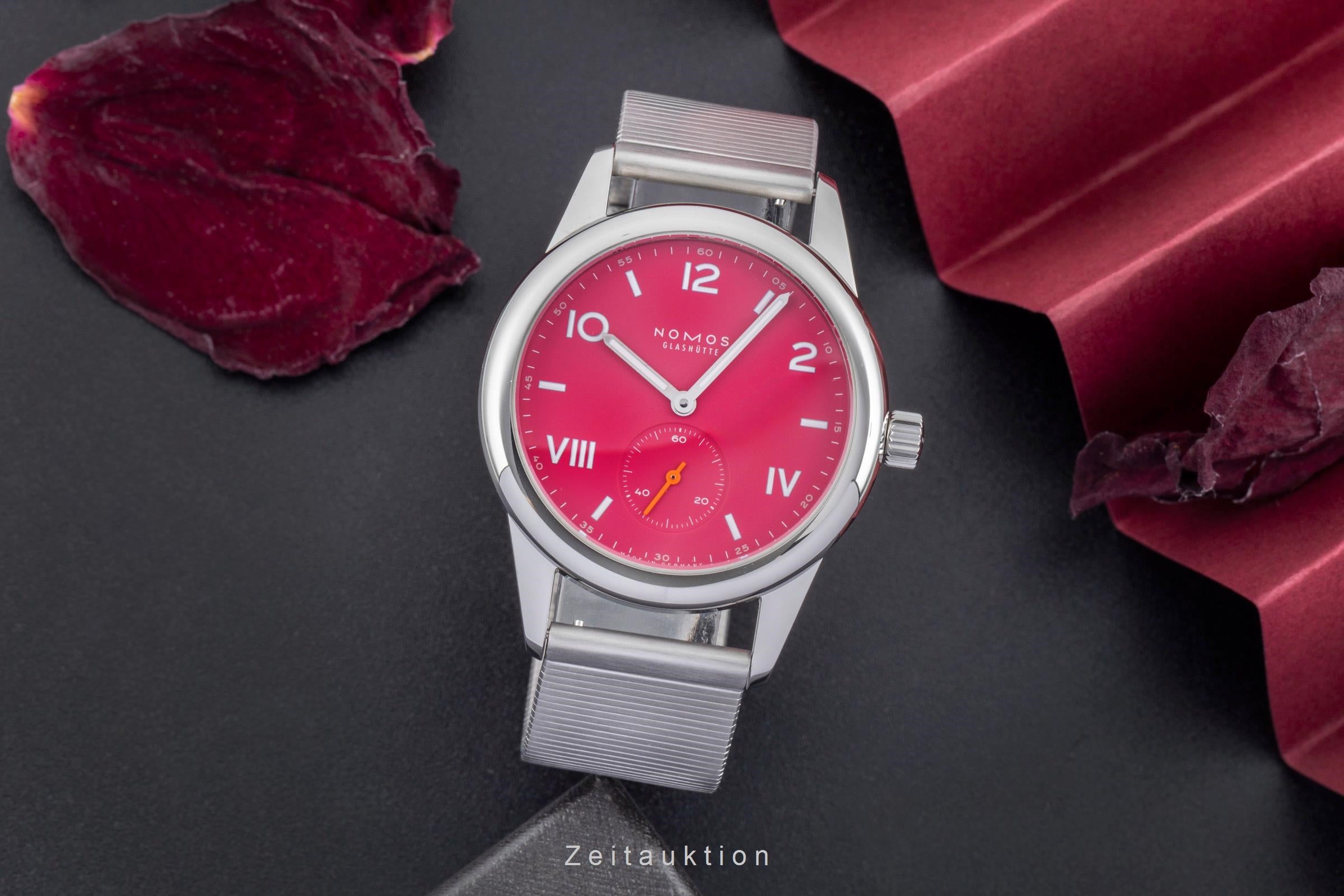 Nomos Club acier à remontage manuel montre pour femmes 711  [2506849]