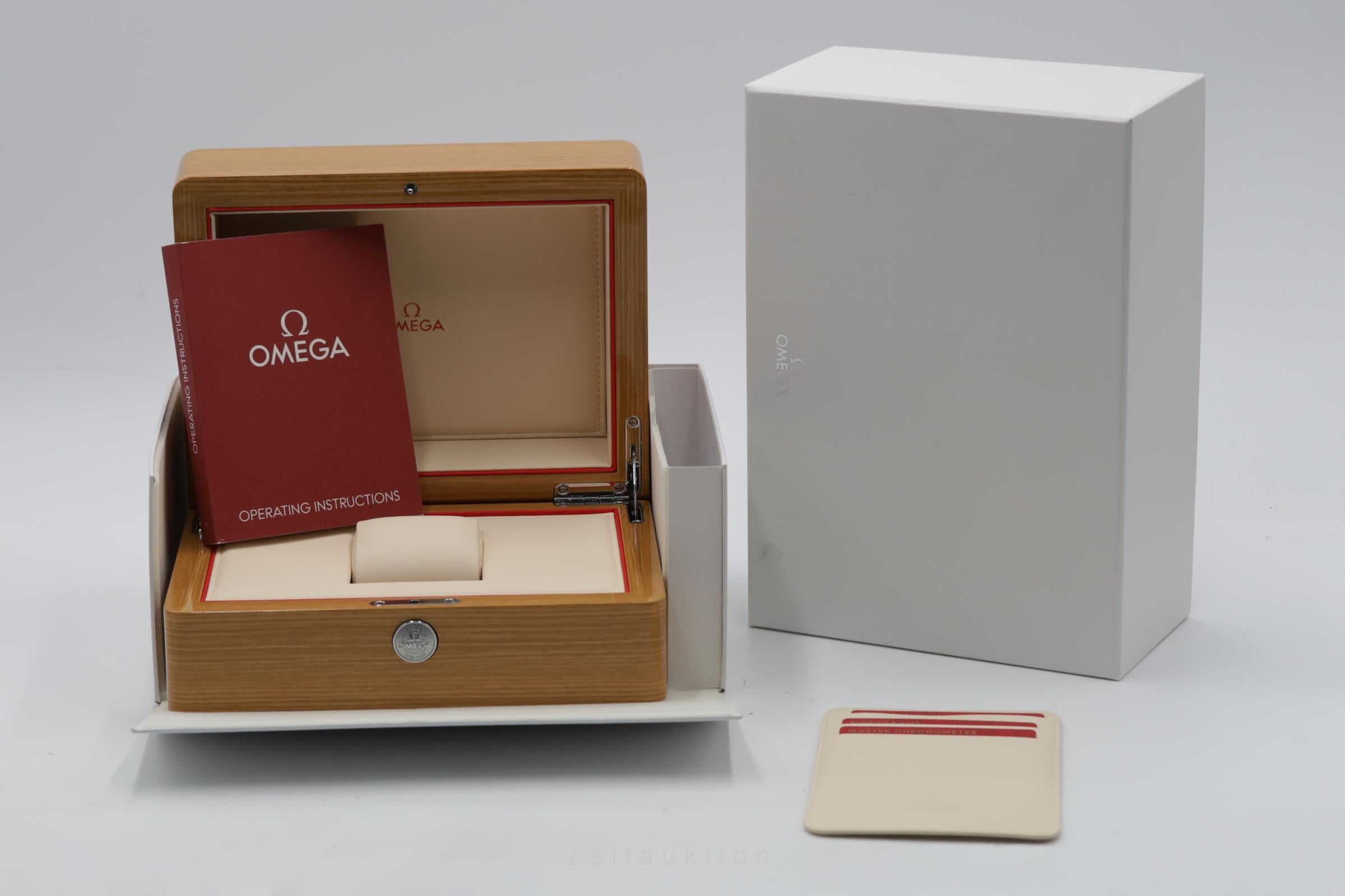 Omega Speedmaster Chronograph Stahl Automatik Ref. 304.30.44.52.01.001 B&P 2021 [2506945]