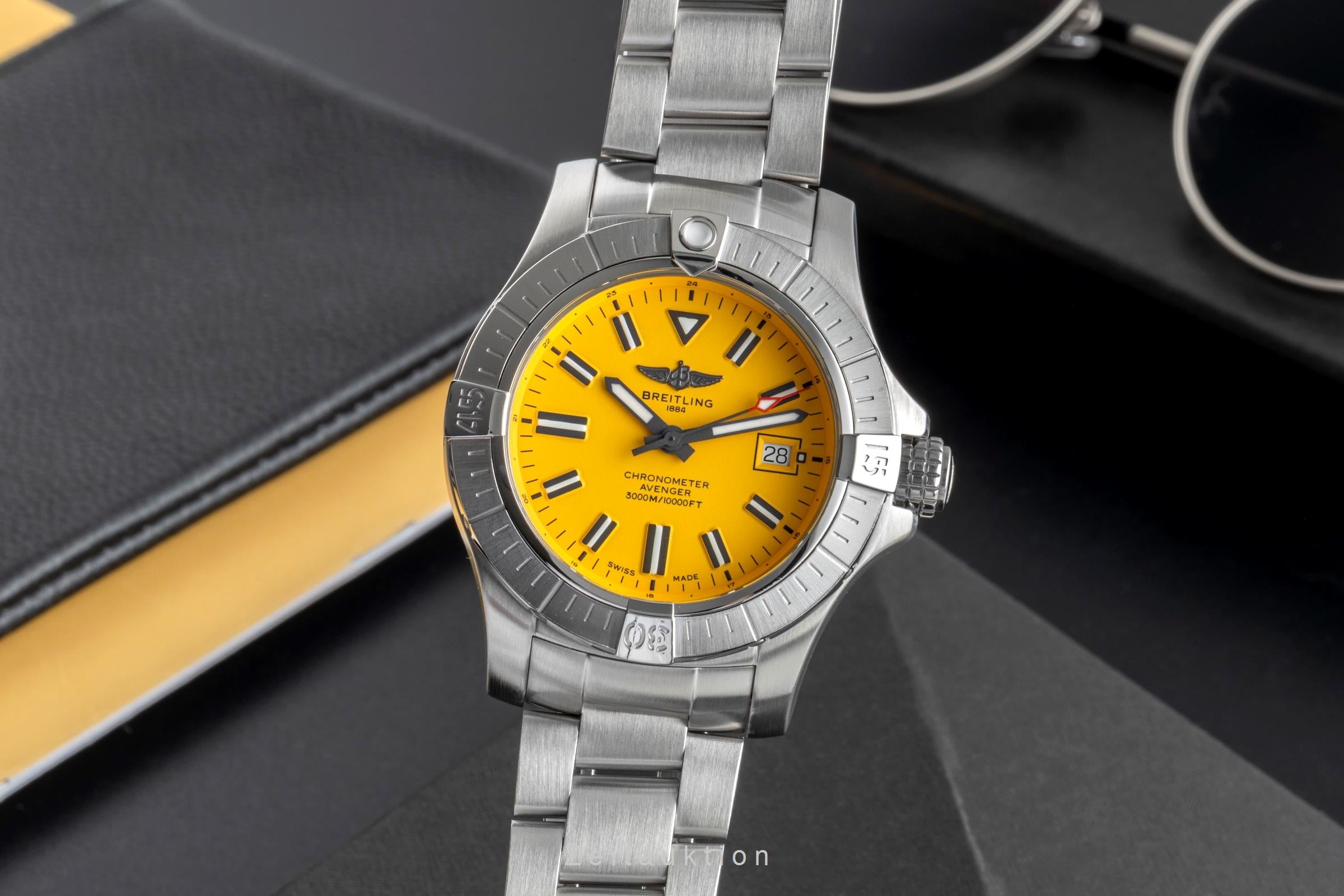 Breitling Avenger Seawolf steel automatic men's watch A17319  [2506952]